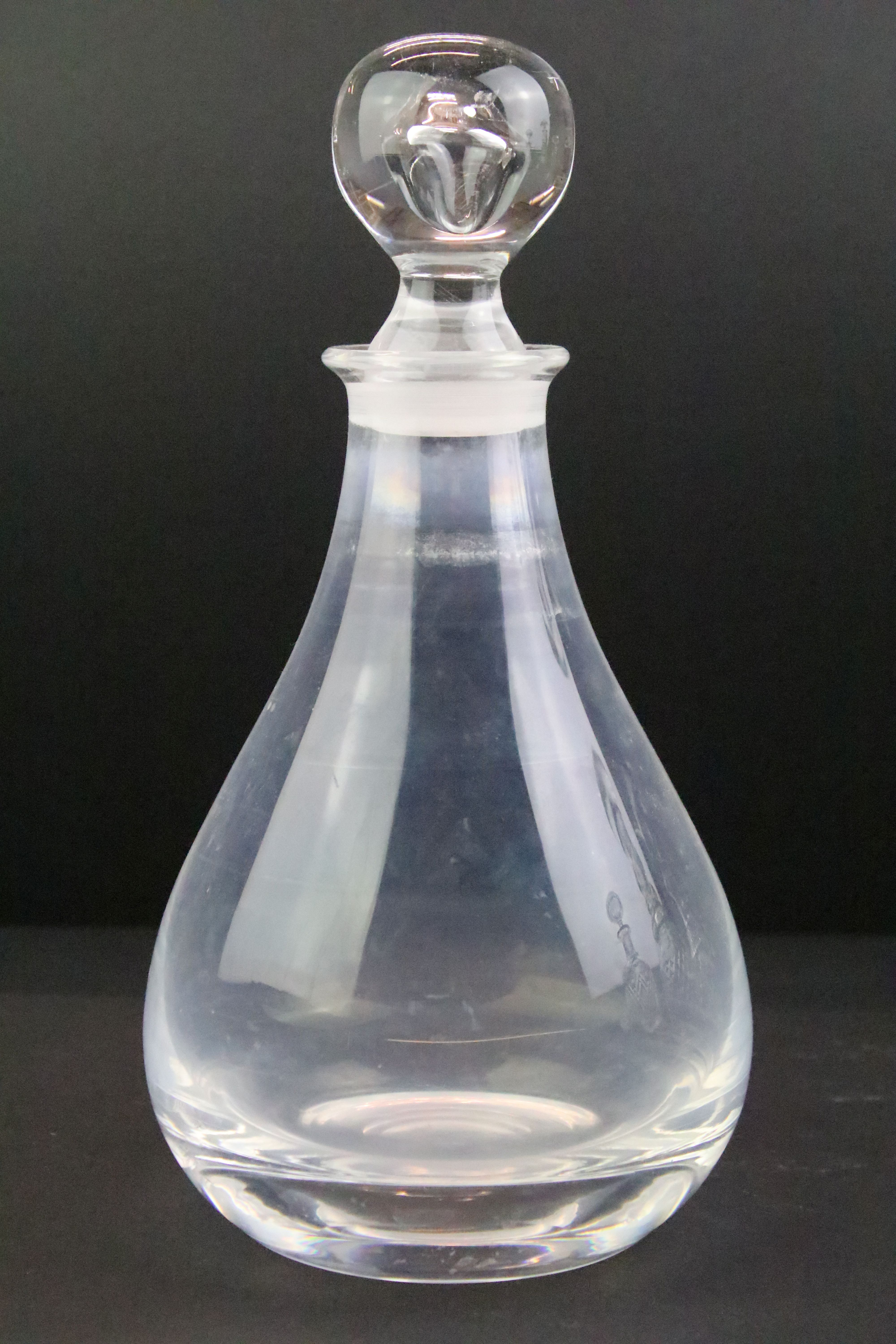 Cut glass decanter with silver collar, 25cm high, a cut glass decanter, 30.5cm high, a cut glass - Bild 5 aus 5