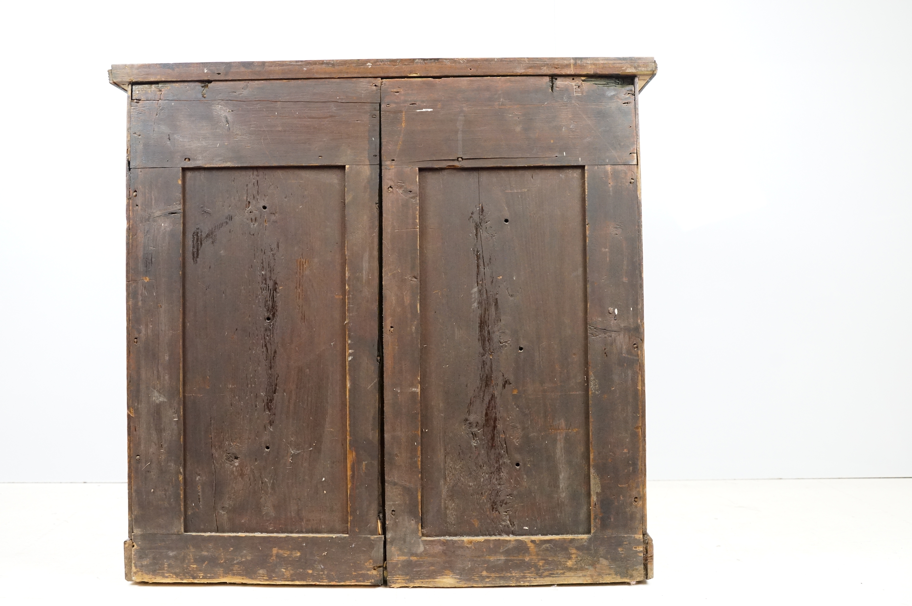 Early 19th Century mahogany bow fronted chest of eight drawers - Image 7 of 7