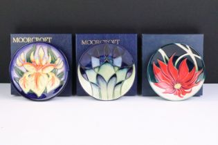 Three Moorcroft small shallow dishes, comprising: Indigo pattern, 12cm diameter, boxed, Windrush,