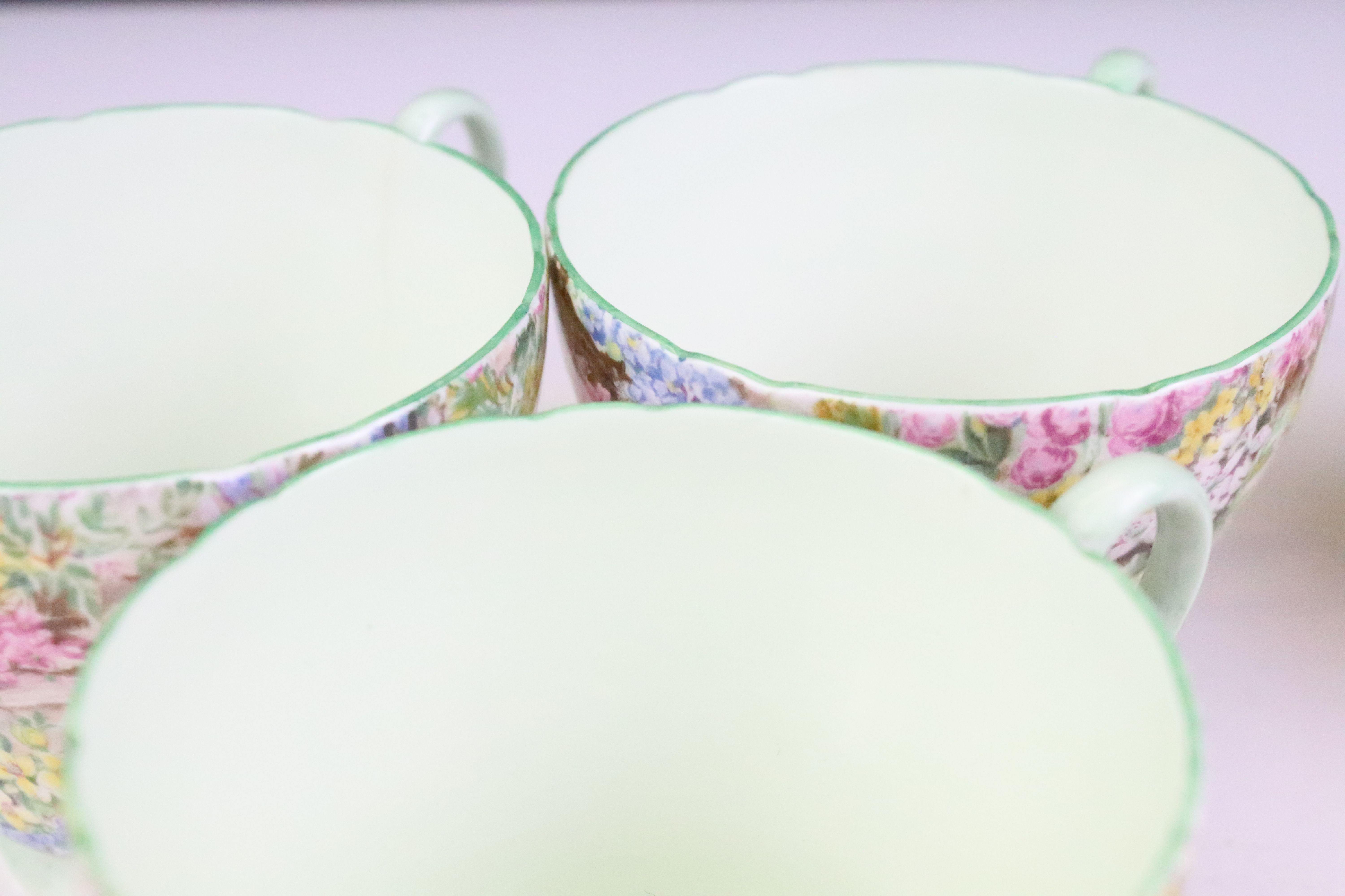 Shelley 'Rock Garden' tea set, pattern no. 13454, to include 5 teacups & saucers, 6 tea plates, - Image 9 of 10