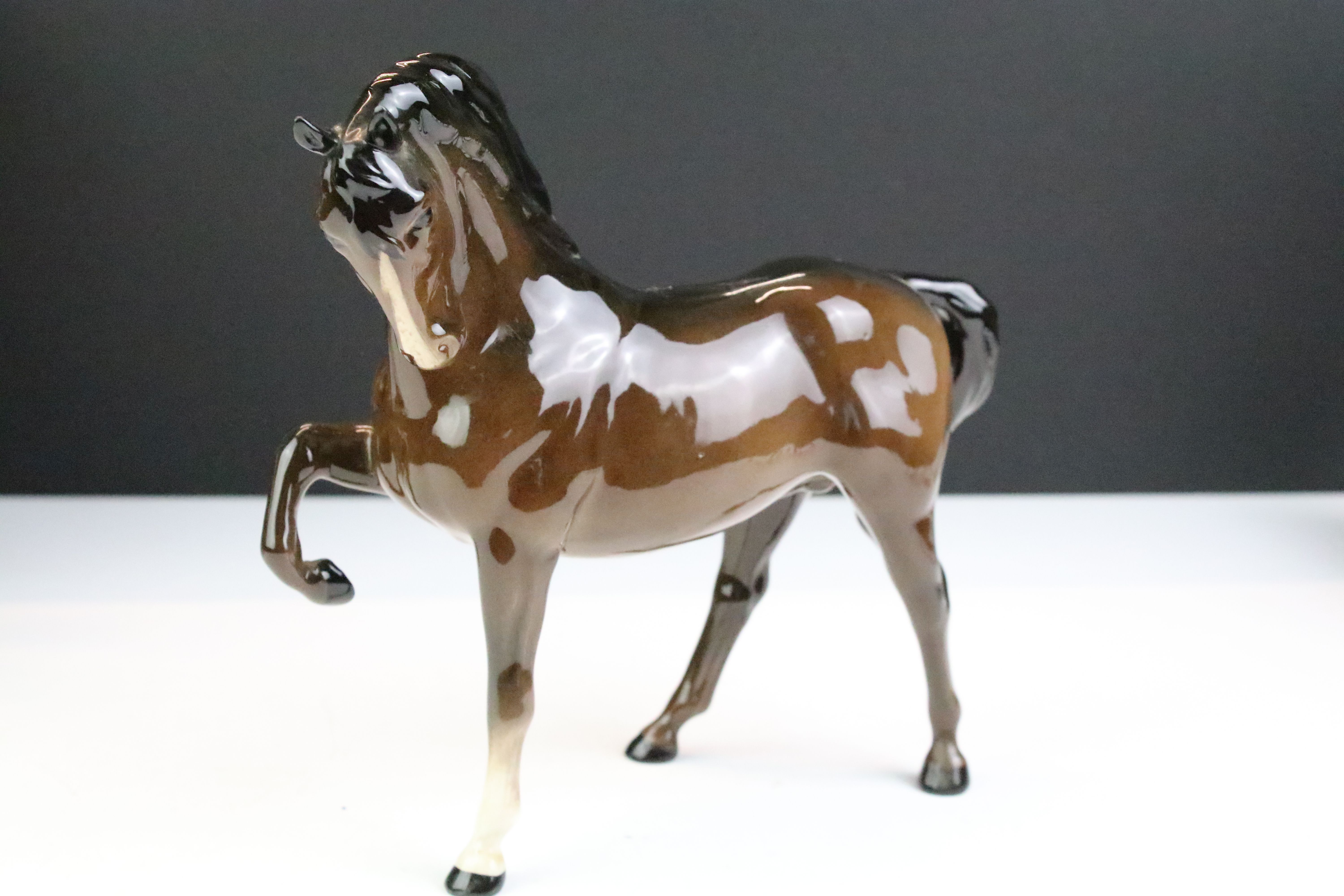 Collection of seven Beswick porcelain horses / ponies to include six brown gloss examples and a matt - Image 8 of 16