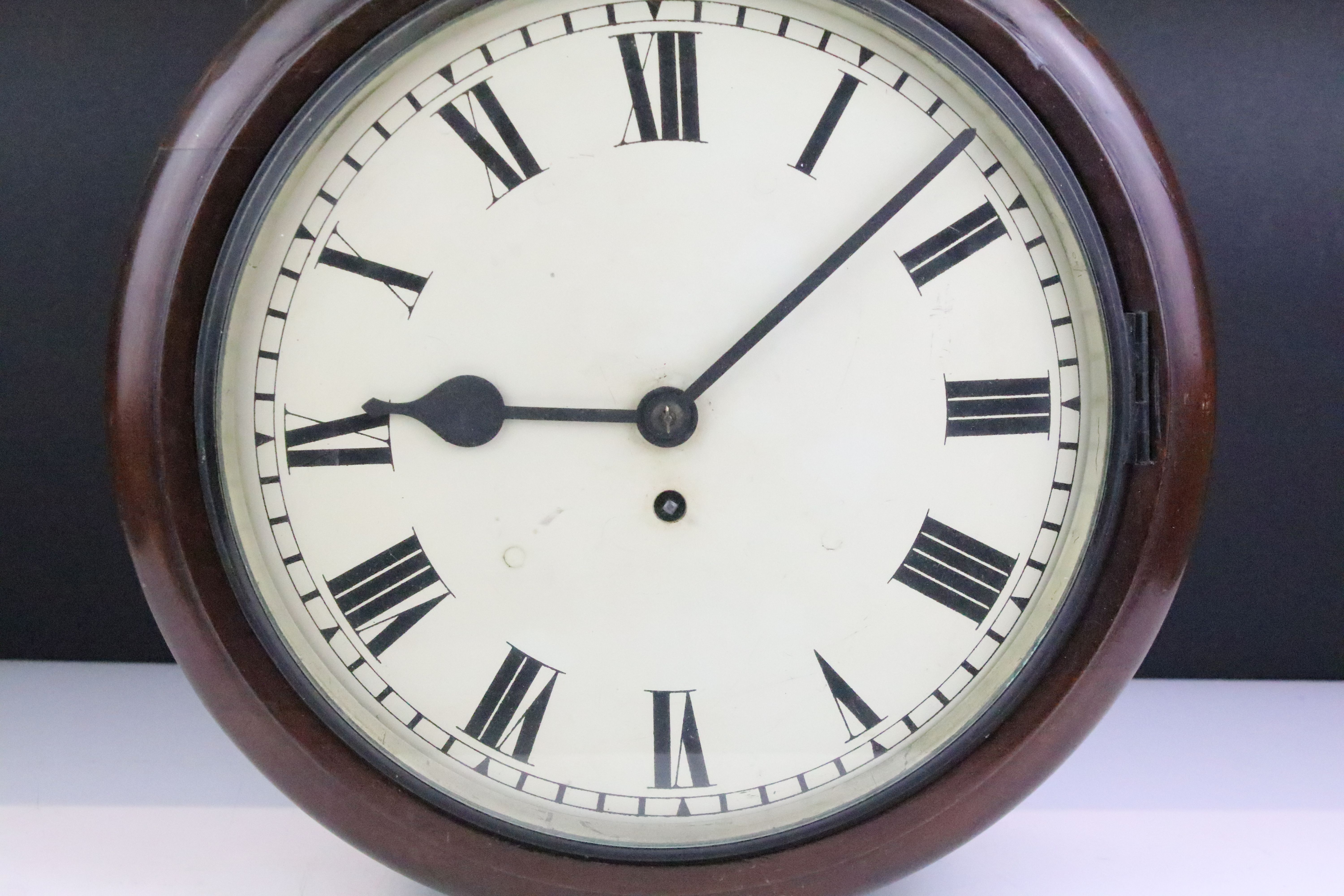 Early 20th Century mahogany cased station wall clock having a white dial with arabic numerals to the - Image 2 of 4