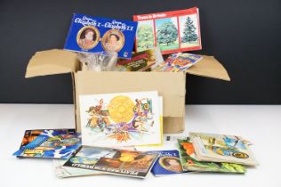 Collection of assorted collectors cards to include Brooke Bond and Grandee as well as a selection of