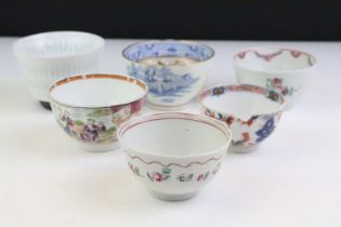 Group of five late 18th / early 19th century tea bowls with hand painted and printed decoration,