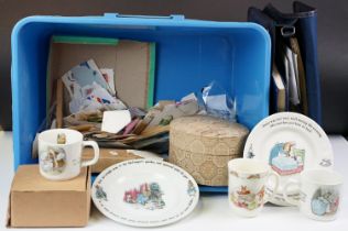 Mixed collectables to include a group of Wedgwood Beatrix Potter ceramics, Royal Doulton
