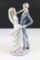 Boxed Lladro 'I Love You Truly / Baile de Boda' porcelain figure group of a dancing couple, no.