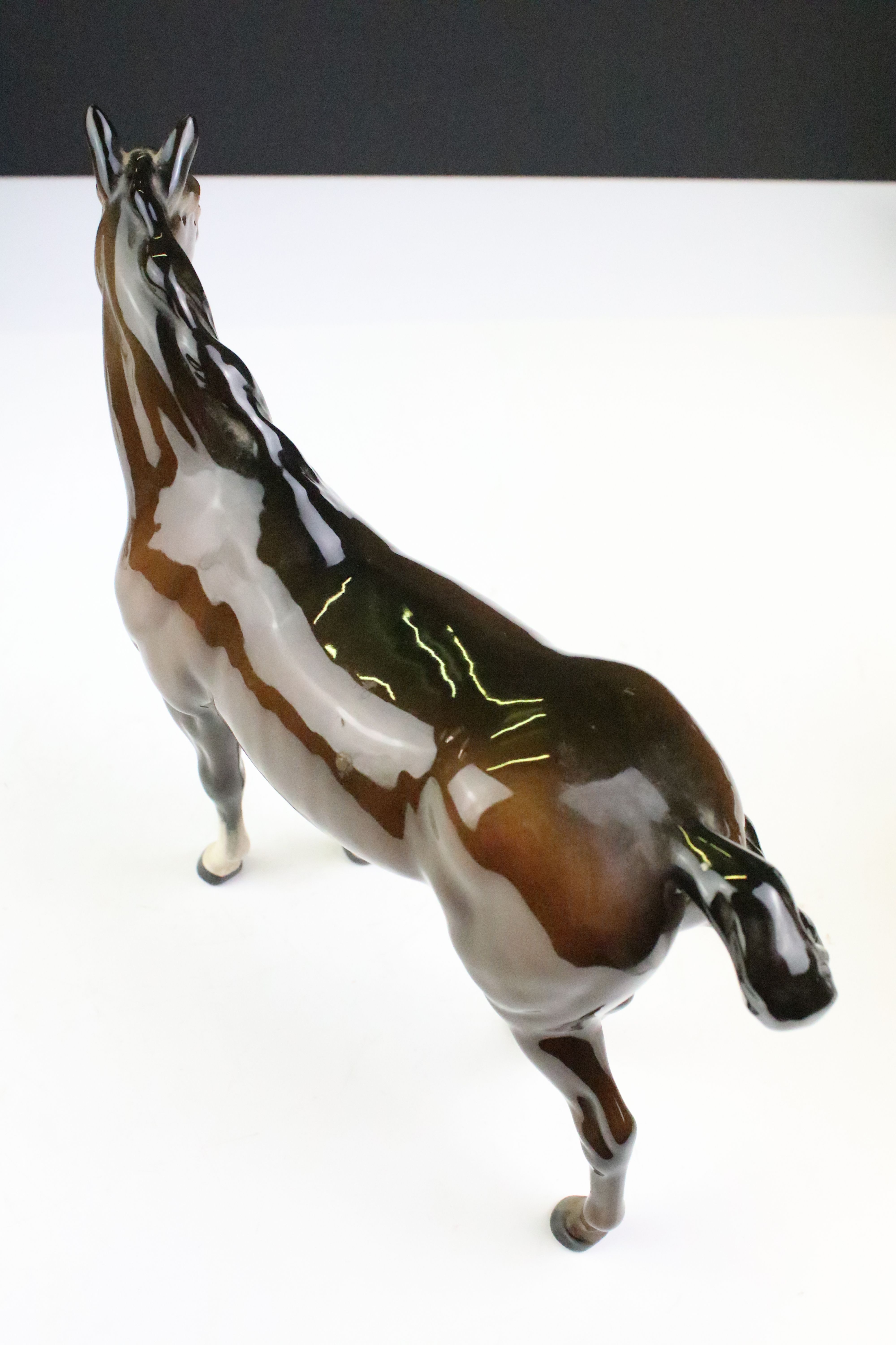 Collection of seven Beswick porcelain horses / ponies to include six brown gloss examples and a matt - Image 11 of 16