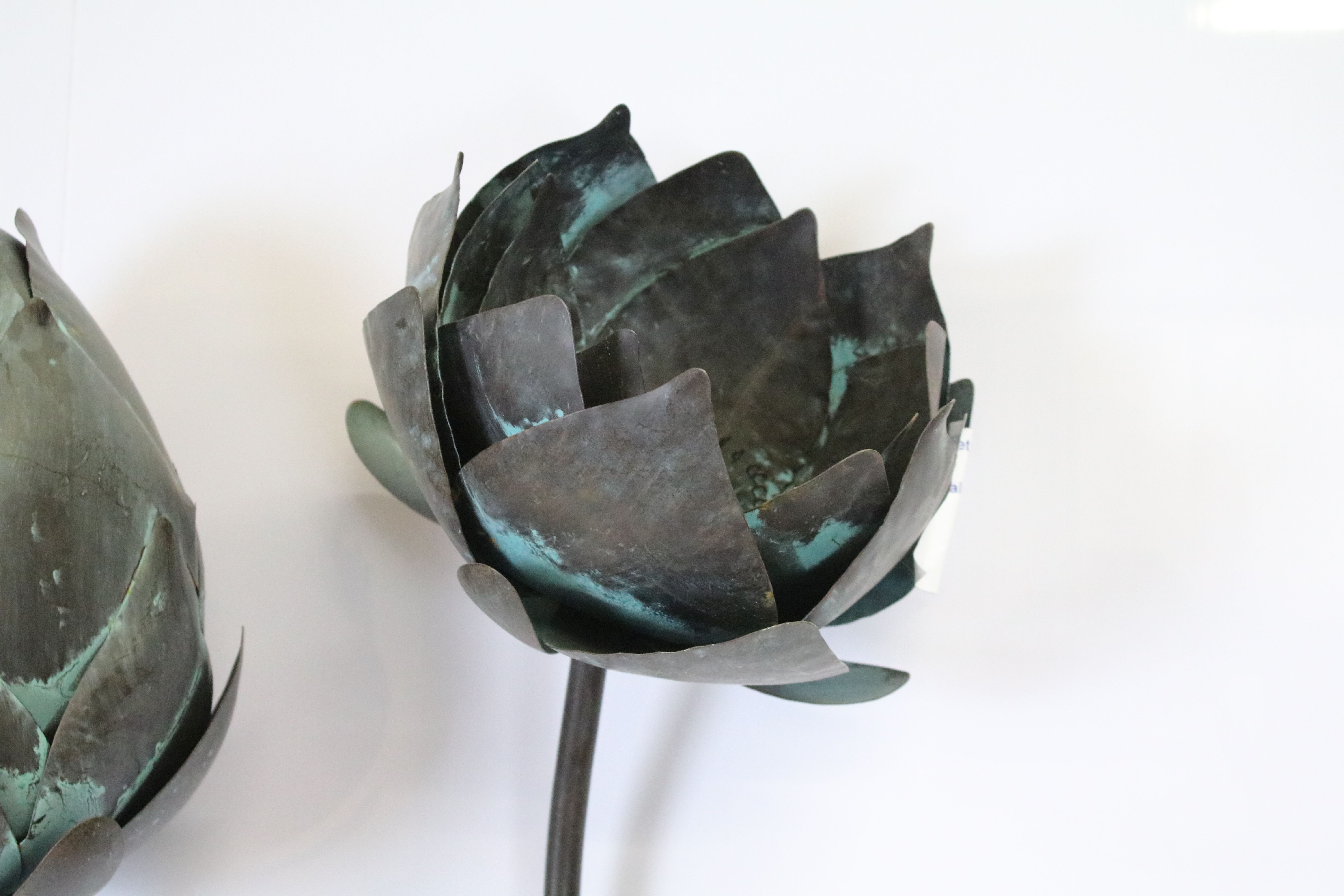 Three large contemporary metal garden sculptures in the form of flowers, tallest approx 158cm - Image 2 of 5