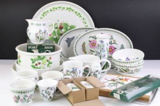 Large collection of Portmeirion Botanical Garden ceramics to include a wide selection of dinner