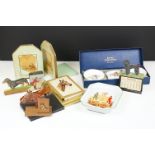 Royal Worcester bone china cased hunting set together with equestrian and hunting related desk top