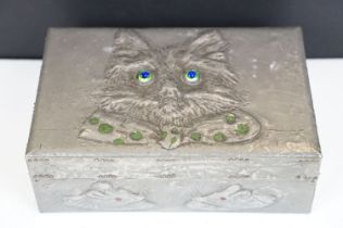 Arts and Crafts Pewter embossed Box, the hinged lid decorated with cat wearing a bow tie with