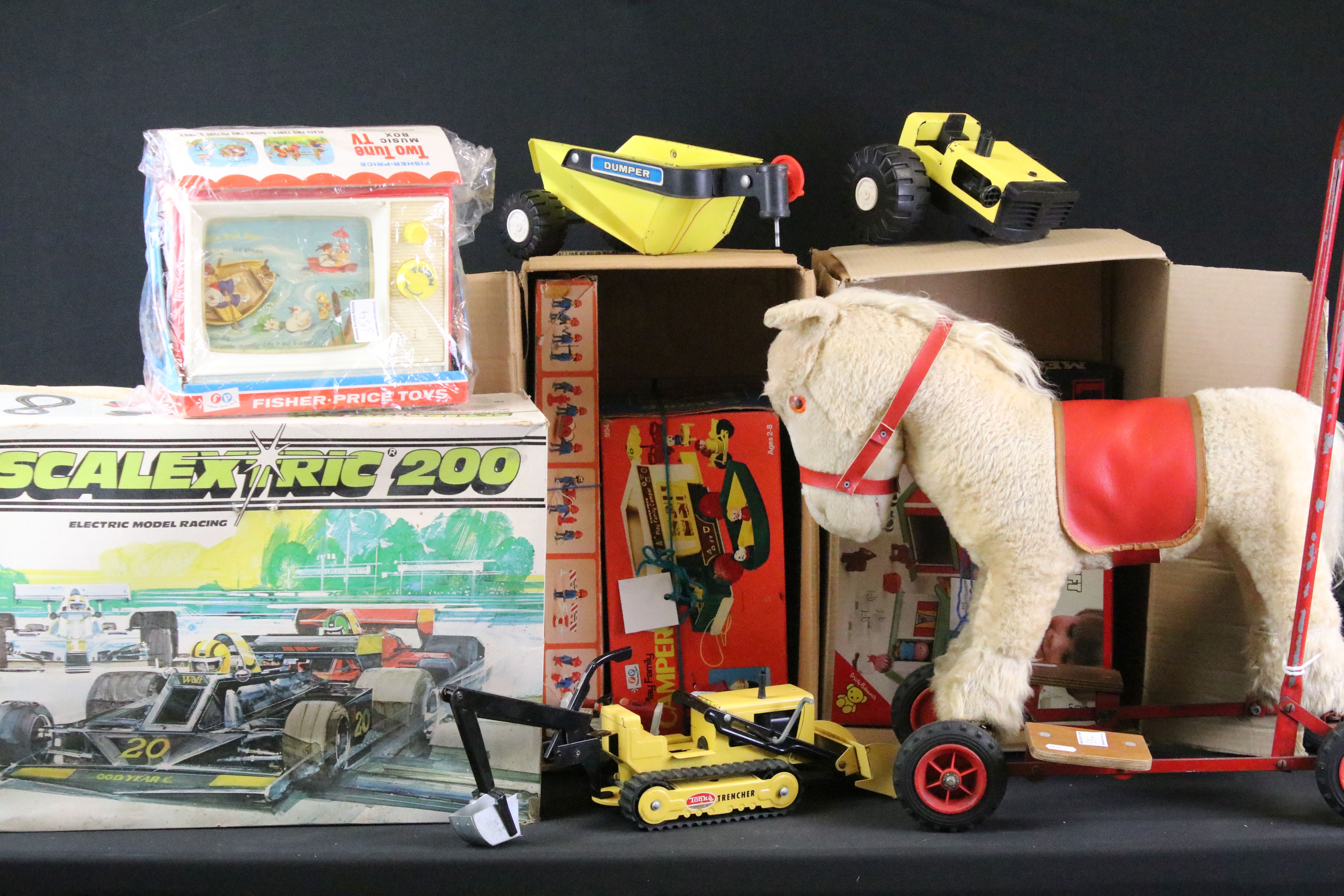 Quantity of toys and games to include boxed Scalextric 200 Electric Model Racing set, Dean's Rag