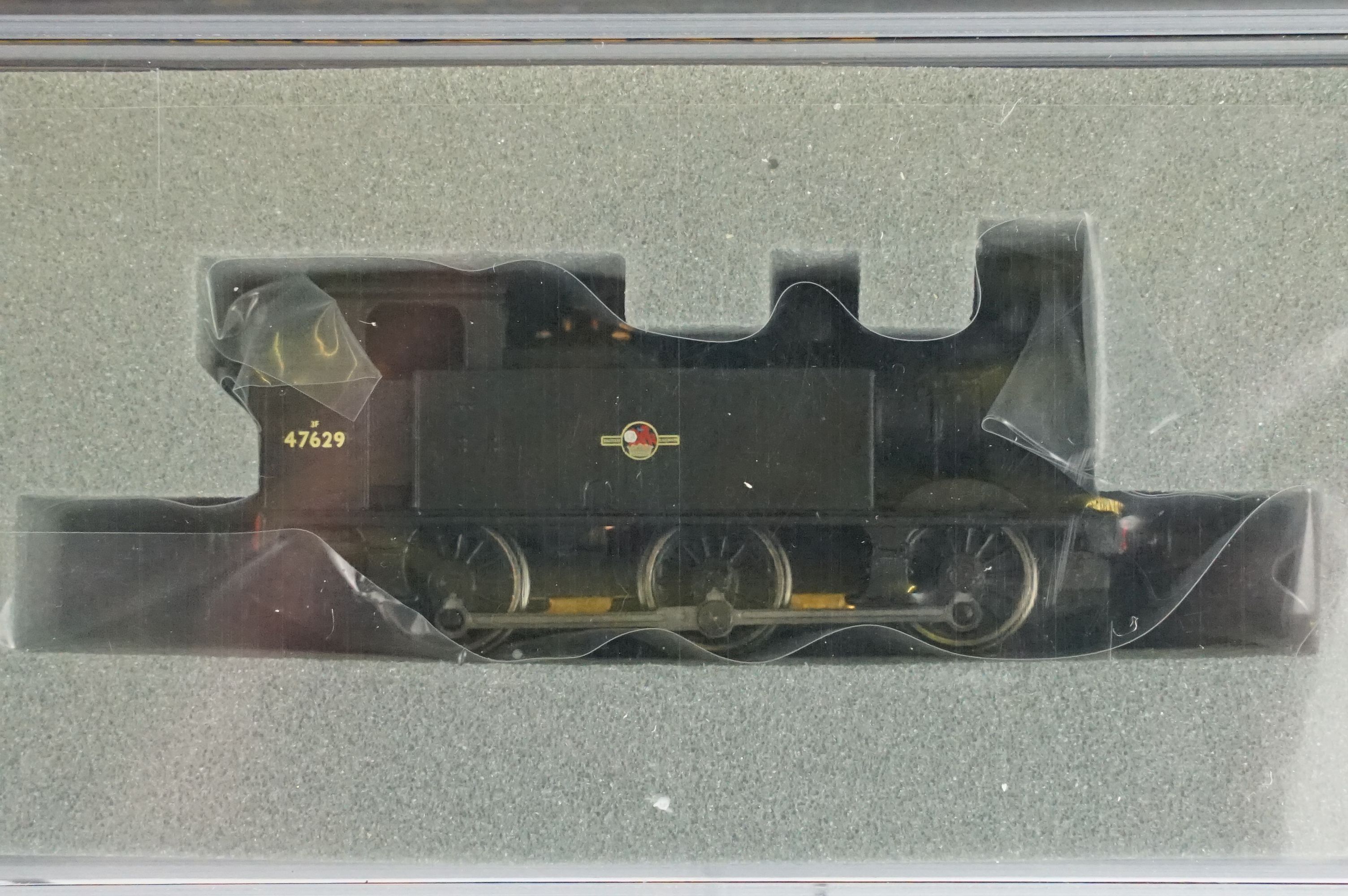 Five cased Graham Farish by Bachmann N gauge locomotives to include 371-060 Class 03 Diesel - Image 9 of 12