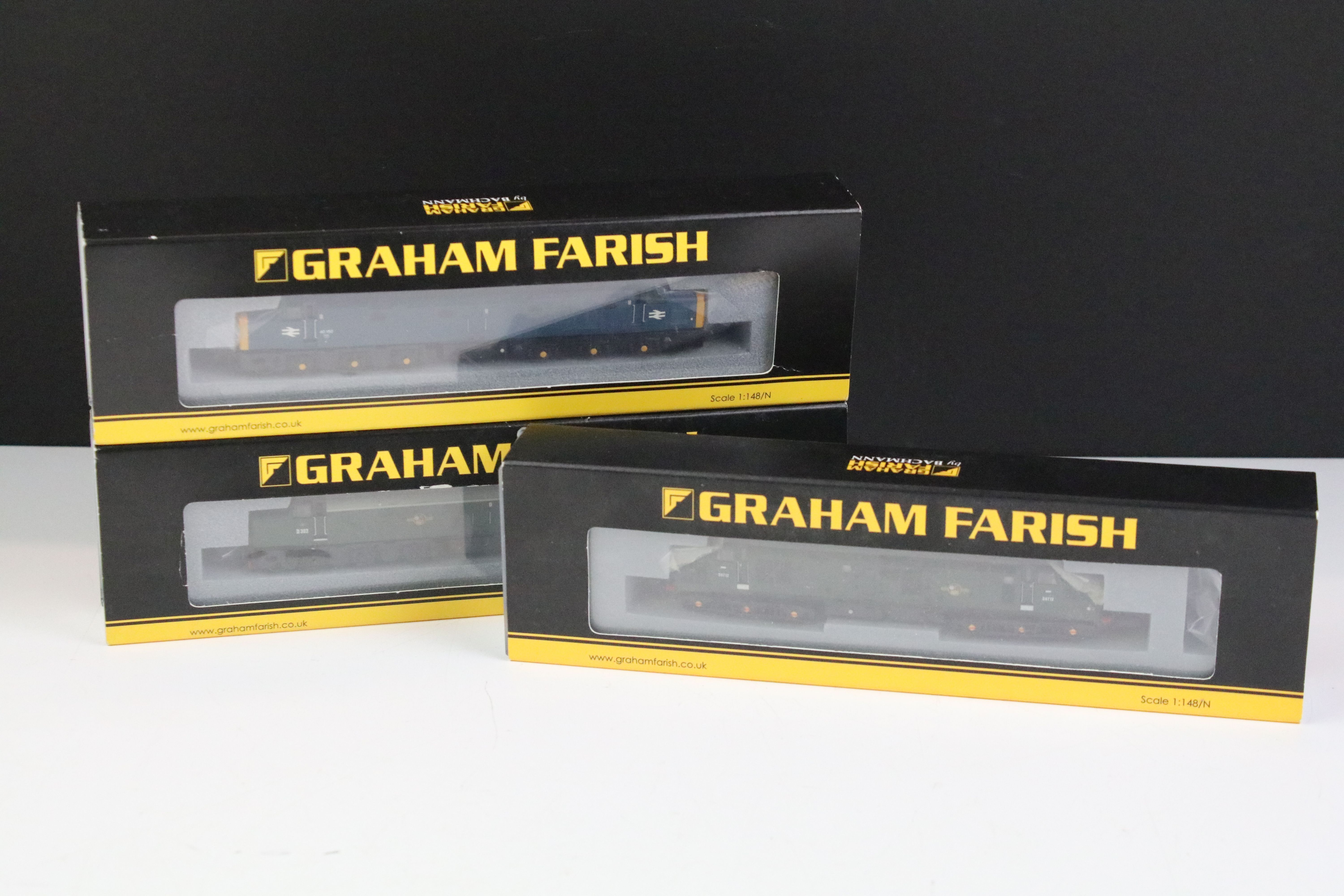 Three cased Graham Farish by Bachmann N gauge locomotives to include 371-178A Class 40 Diesel