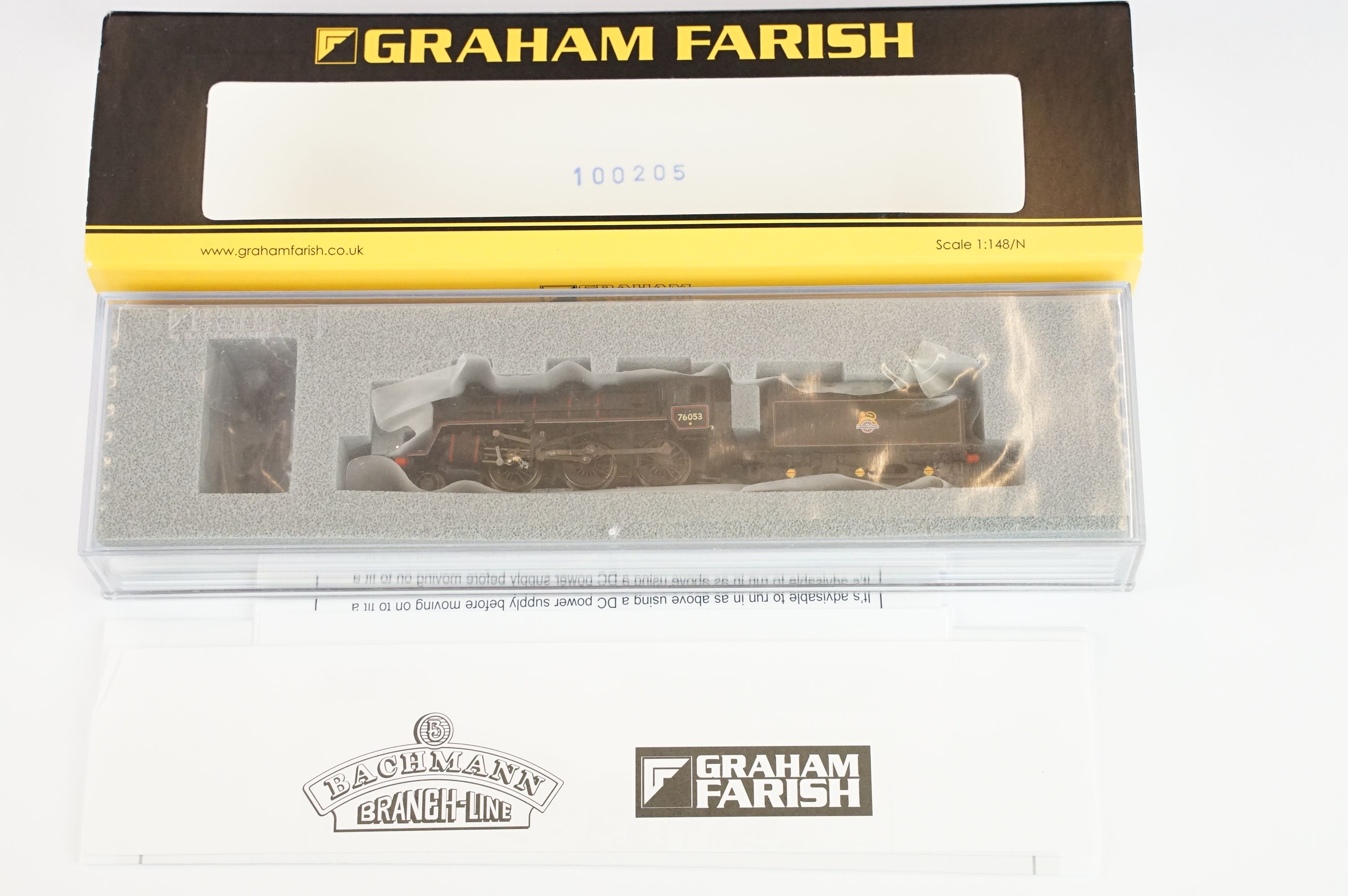 Three cased Graham Farish by Bachmann N gauge locomotives to include 372-650 Standard Class 4MT 2- - Bild 6 aus 8