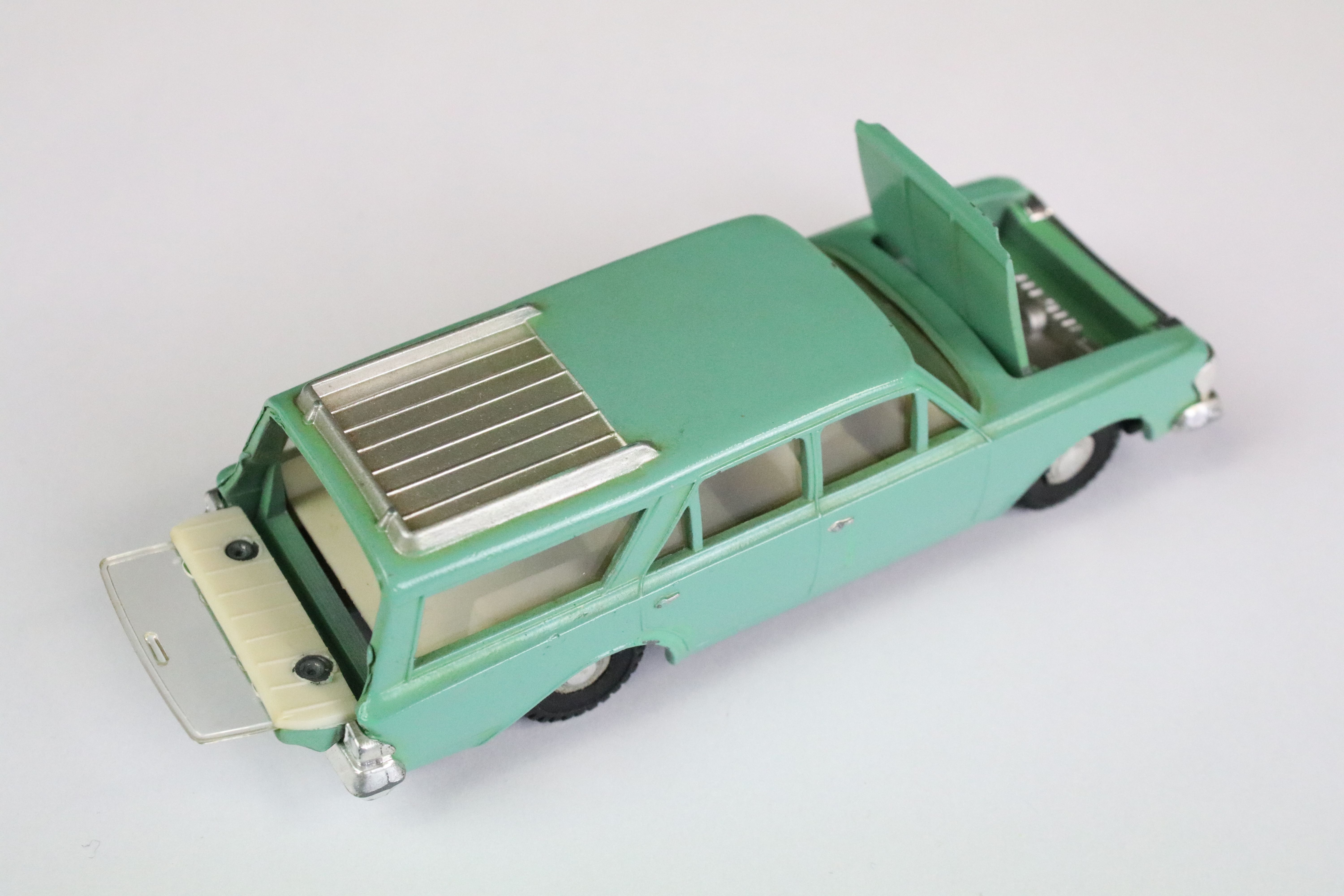 Boxed Hong Kong Dinky 57/006 Rambler Classic diecast model in pale green with silver roof and - Image 3 of 5
