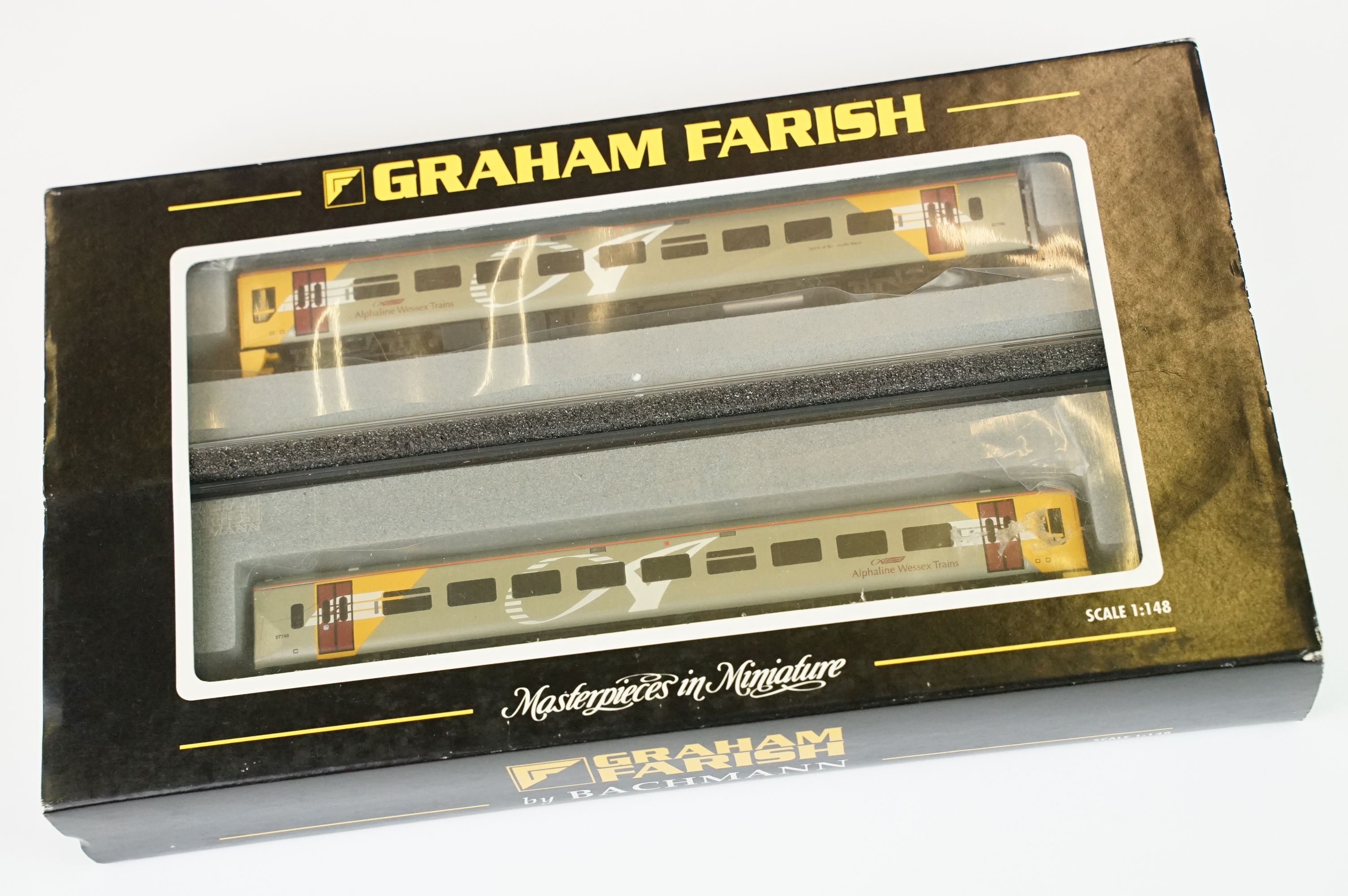 Two cased Graham Farish by Bachmann N gauge DMU sets to include 371-553 158 2 Car DMU Wessex Train - Bild 2 aus 6