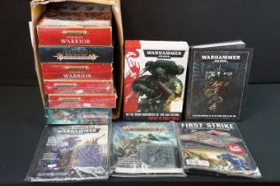 War Gaming - Six Warhammer box sets to include 2 x sealed Age Of Sigmar Vanguard Nighthaunt, 1 x