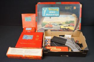 Collection of Triang Minic Motorways to include M1504 box set containing 2 x slot cars (one shows