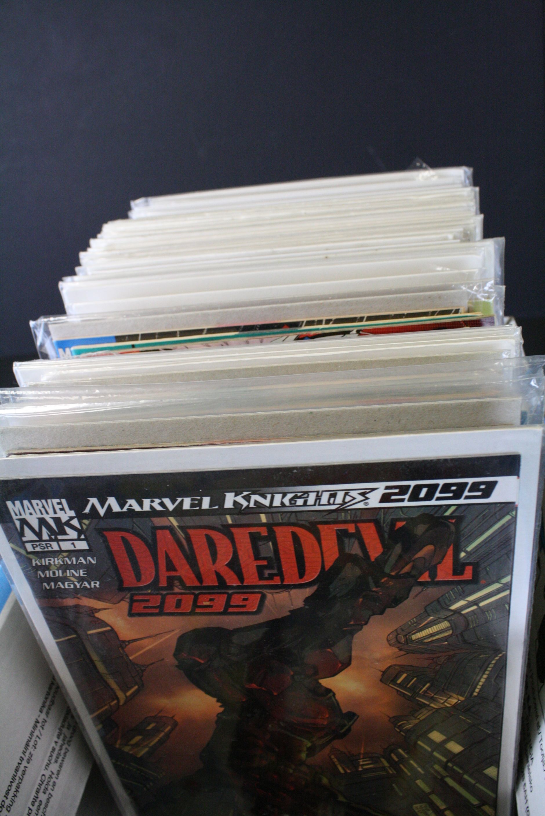 Comics - Collection of around 310 1980s onwards comics to include UK and US versions featuring - Image 14 of 15