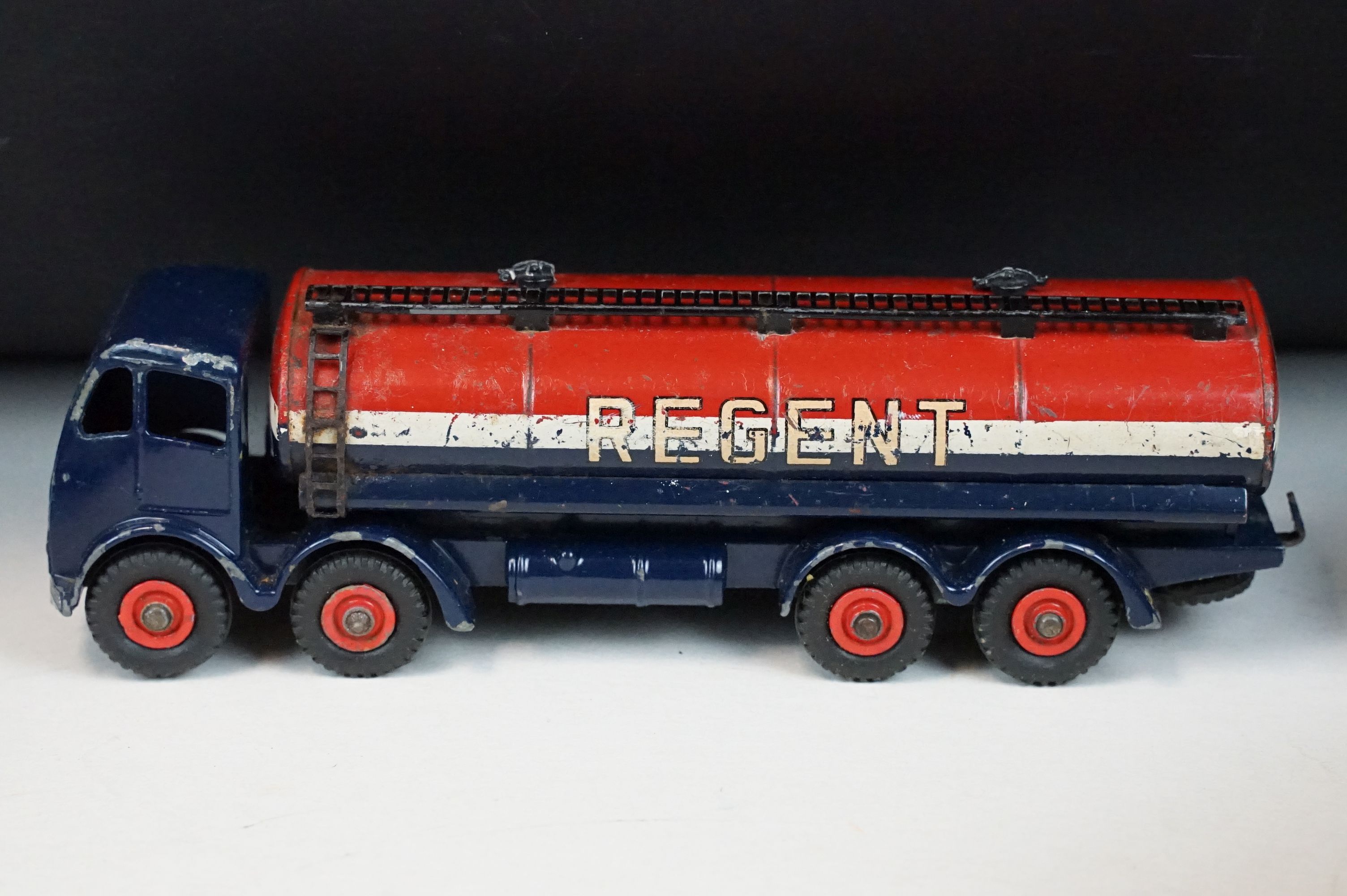 12 Mid 20th C Dinky diecast models to include Foden Fuel Tanker in Two-Tone light blue and dark blue - Image 9 of 9