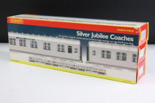 Boxed Hornby OO gauge R4168 Silver Jubilee Coaches Coach Pack, complete