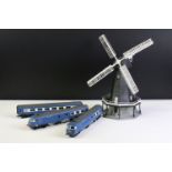 Triang OO gauge R555C Western Pullman railcar set of three plus a Hornby plastic windmill