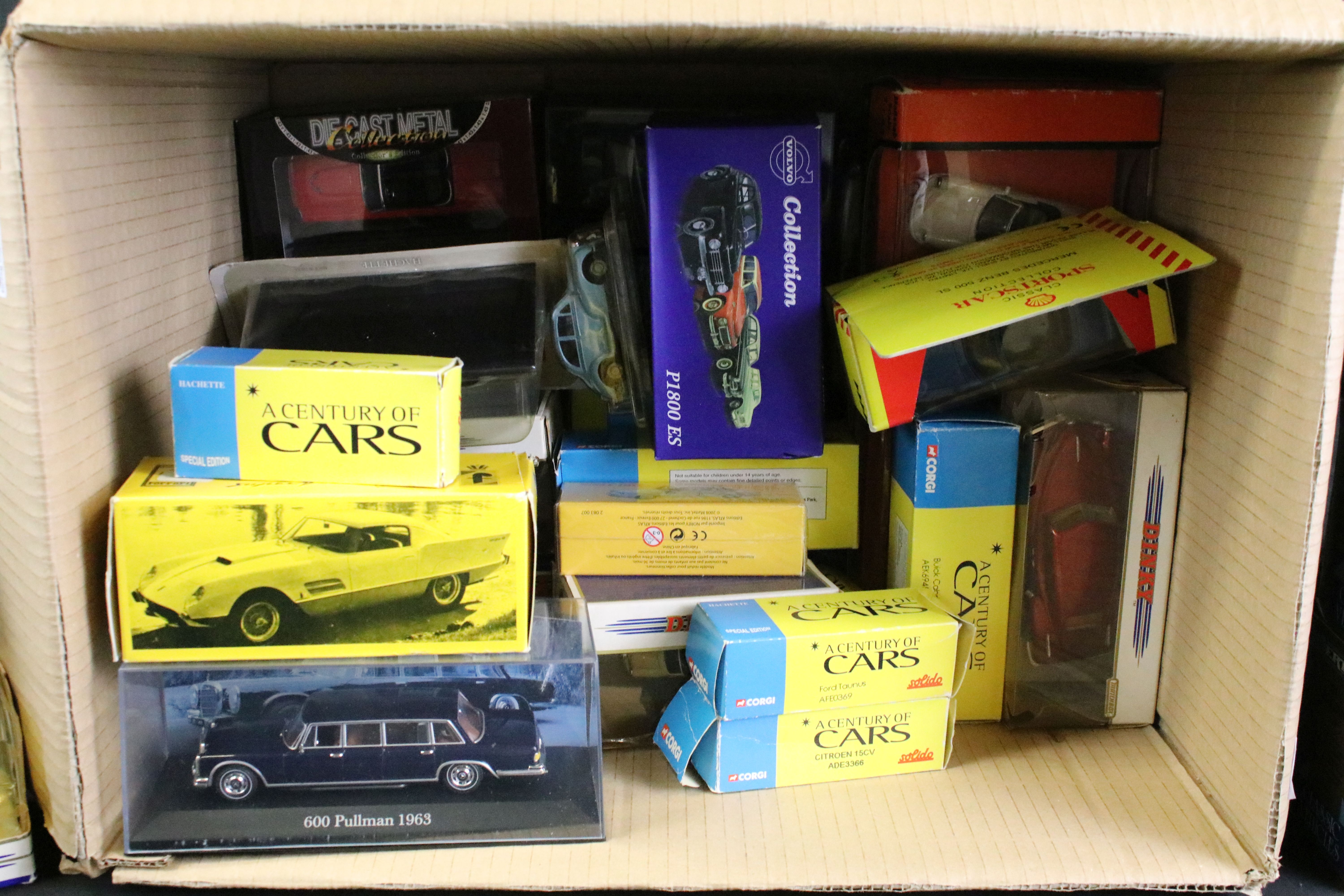 50 Boxed diecast models to include 12 x Corgi Solido ' A Century Of Cars ' special edition diecast - Image 10 of 10
