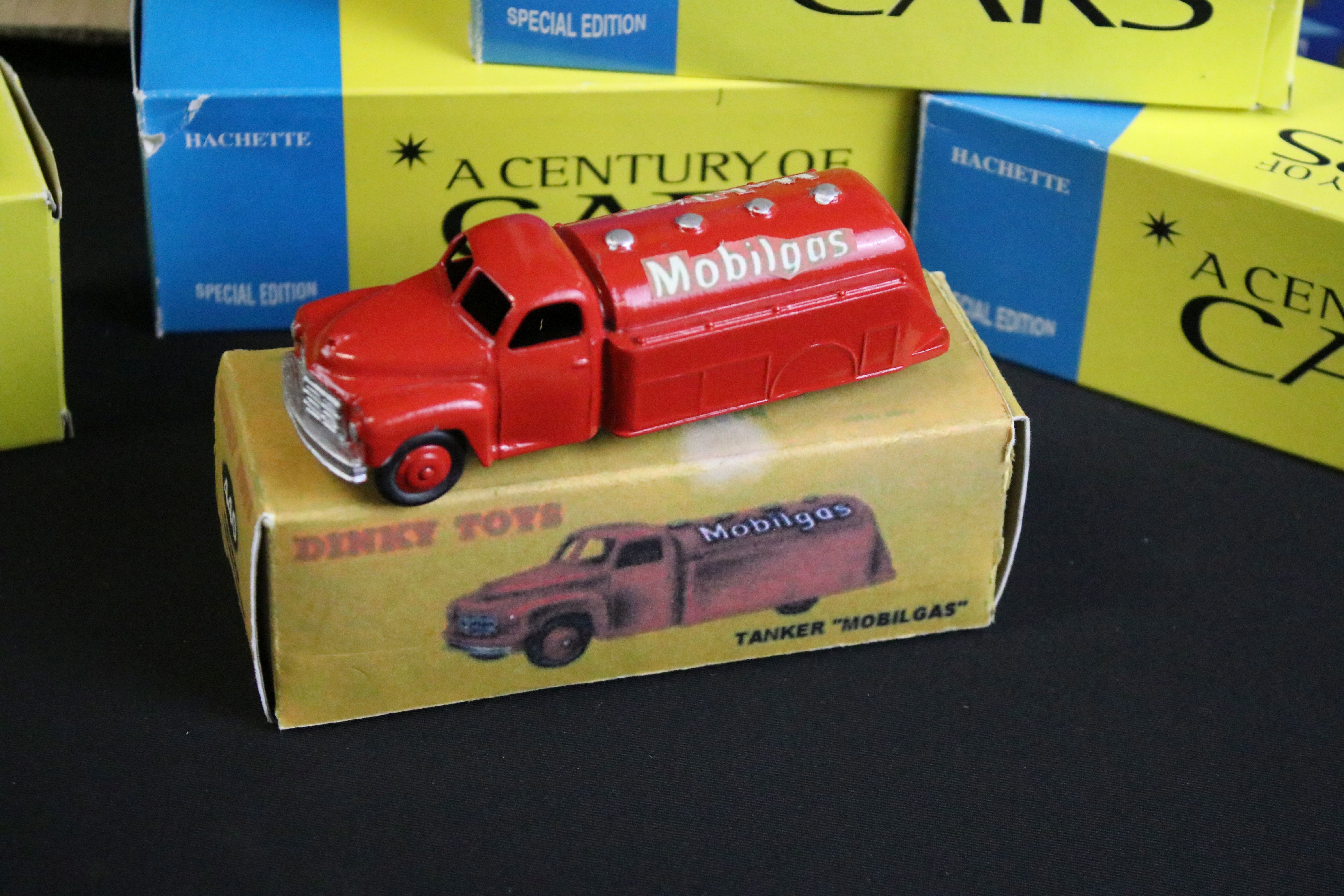 50 Boxed diecast models to include 12 x Corgi Solido ' A Century Of Cars ' special edition diecast - Image 2 of 10