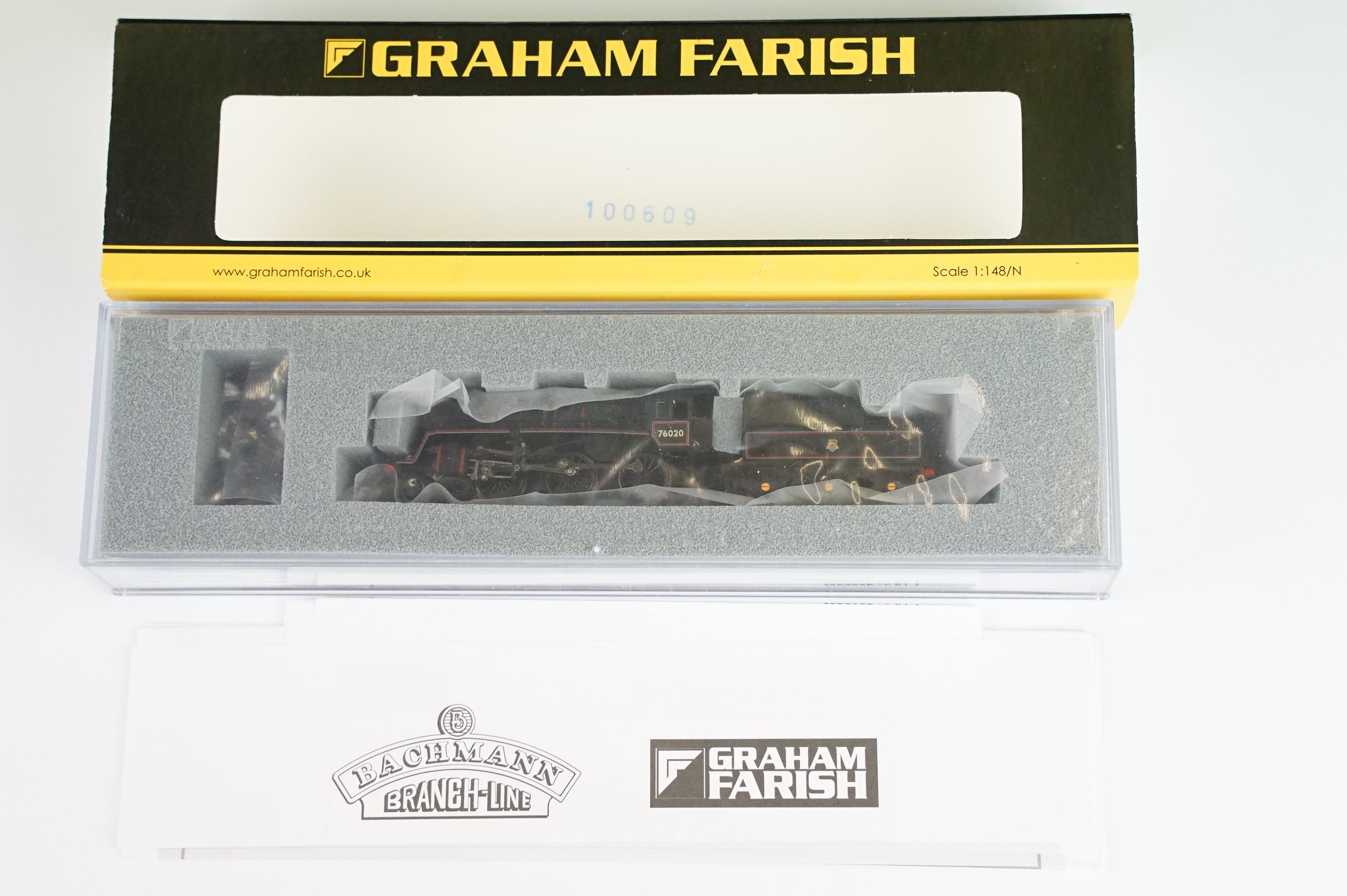 Three cased Graham Farish by Bachmann N gauge locomotives to include 372-136 Black 5 45216 BR - Image 2 of 8