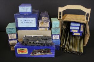 Quantity of boxed Hornby Dublo model railway to include L11 Locomotive BR Mallard, boxed EDL18