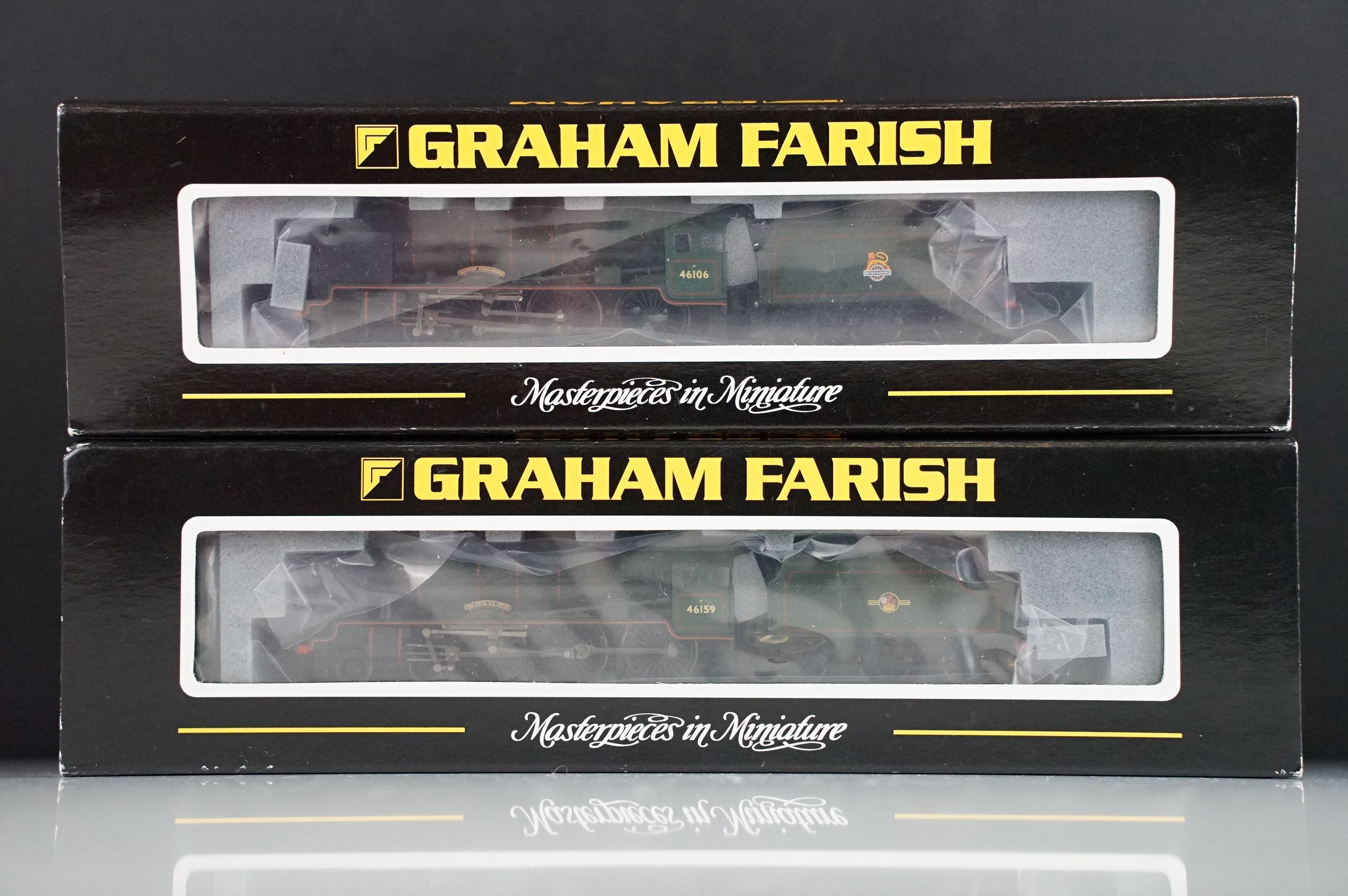 Two cased Graham Farish by Bachmann N gauge locomotives to include 372-575 Royal Scot 46159 The