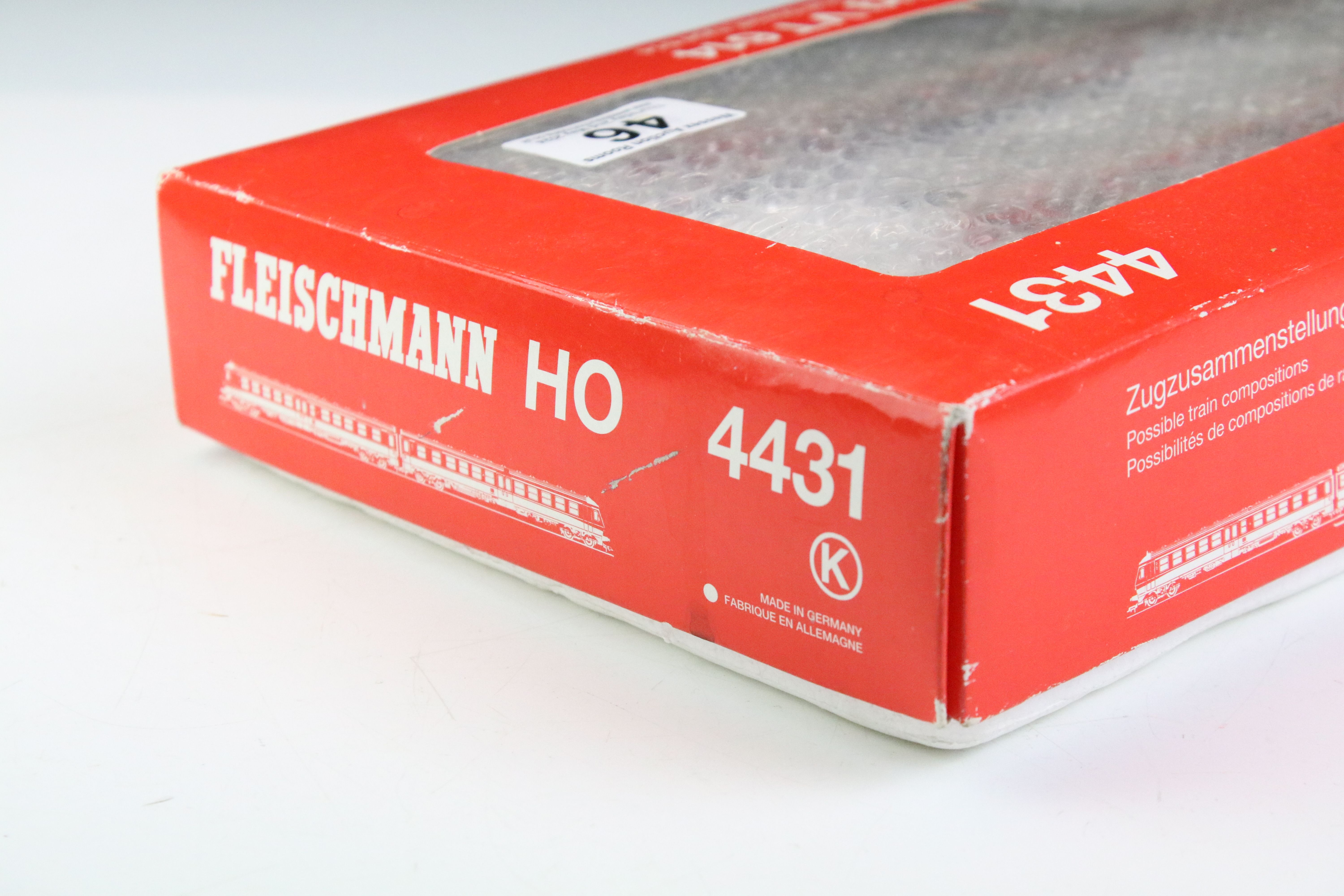 Boxed Fleischmann HO gauge 4431 DB 2 Car Diesel Railcar set - Image 4 of 4