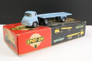 Boxed Triang Spot On 111A OG Ford Thames Trader with Artic Flat Float and Garage Kit, with 11 x