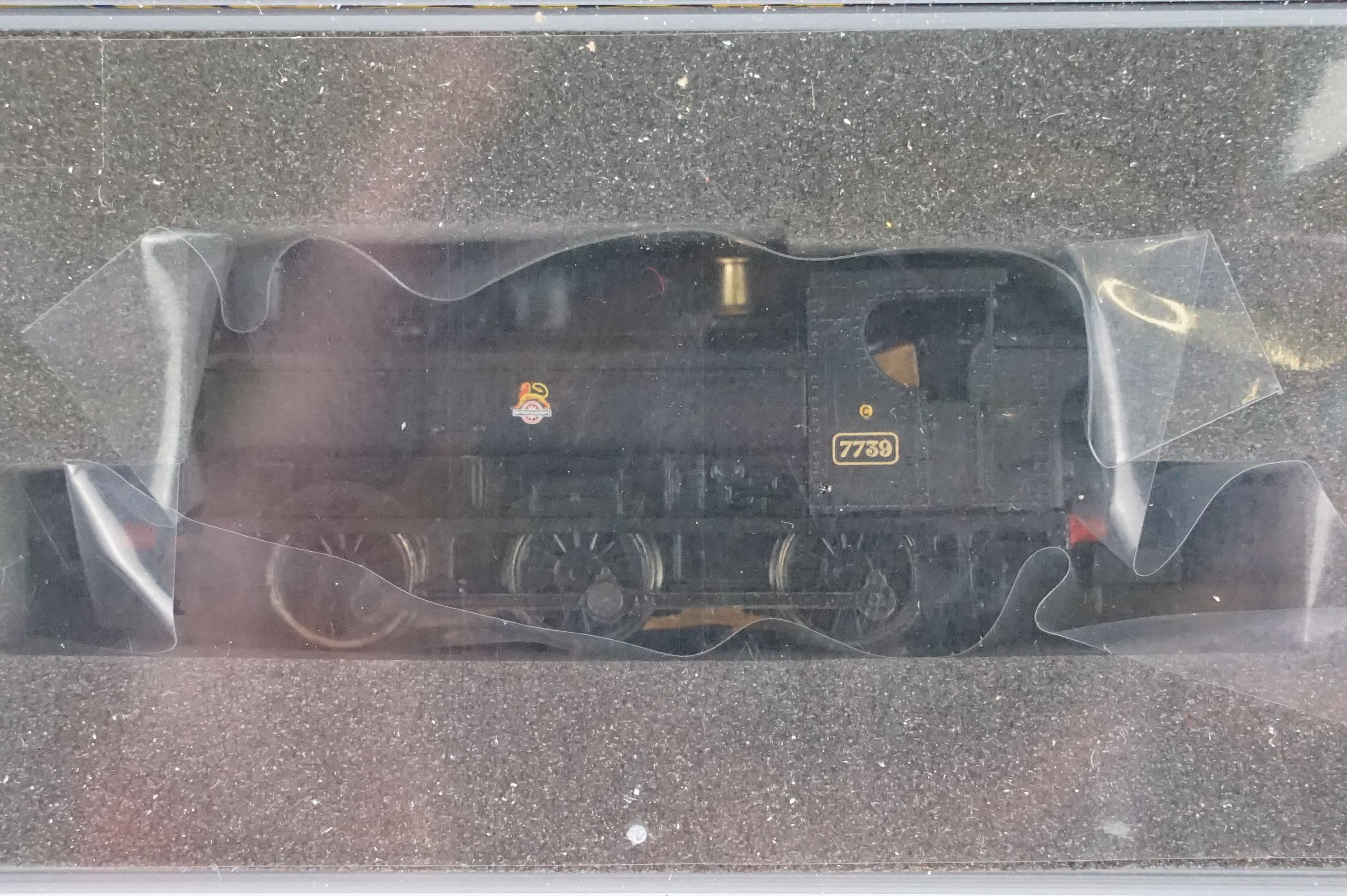 Five cased Graham Farish by Bachmann N gauge locomotives to include 371-060 Class 03 Diesel - Image 9 of 12
