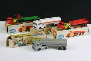 Two boxed Crescent Toys diecast model to include No. 1274 Scammel Scarab and Low Loader Trailer &