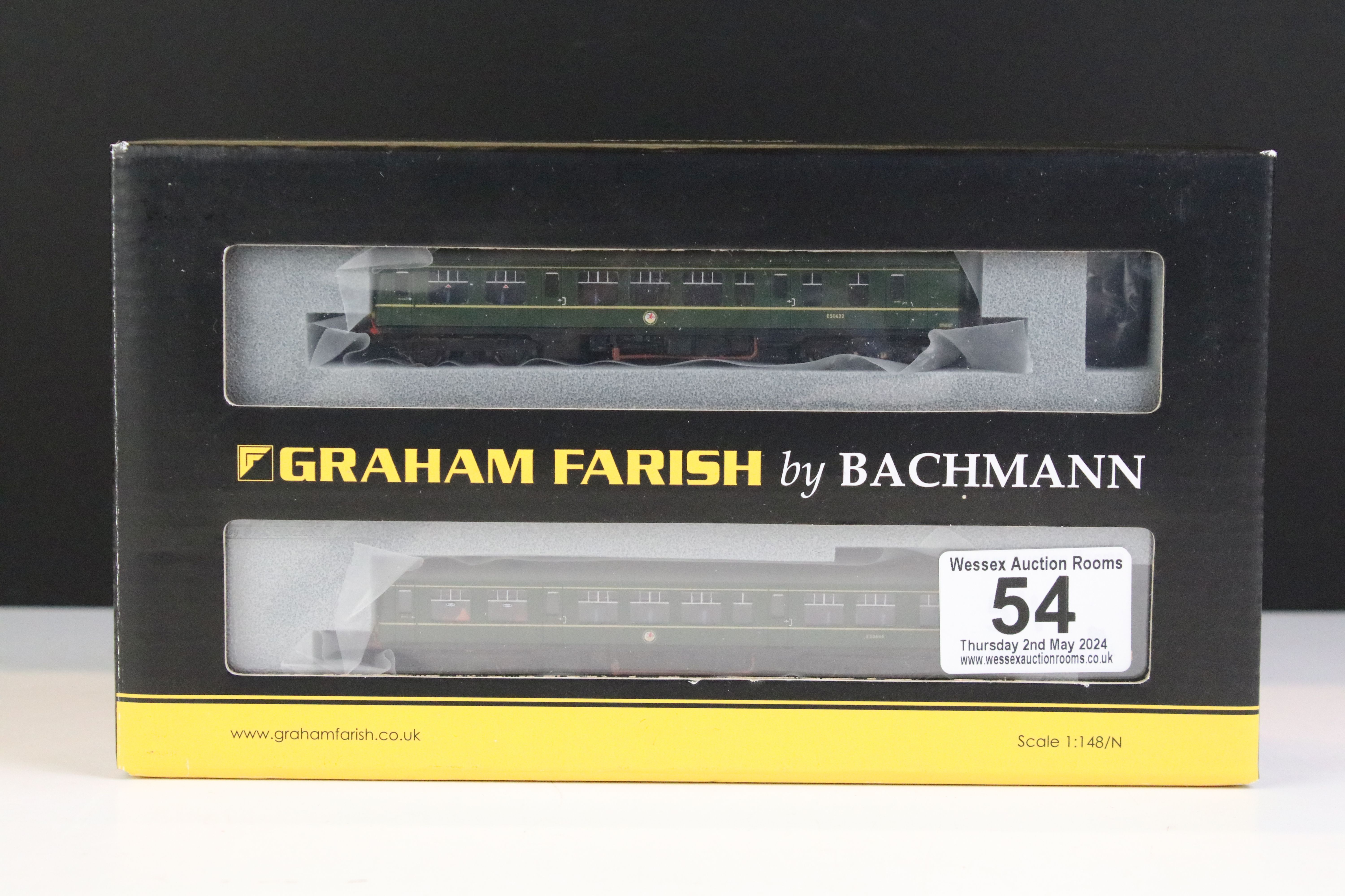 Boxed Graham Farish by Bachmann N gauge 371-886 Class 108 Three Car DMU BR green, complete