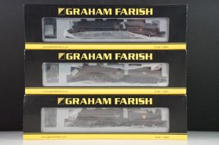 Three cased Graham Farish by Bachmann N gauge locomotives to include 372-650 Standard Class 4MT 2-