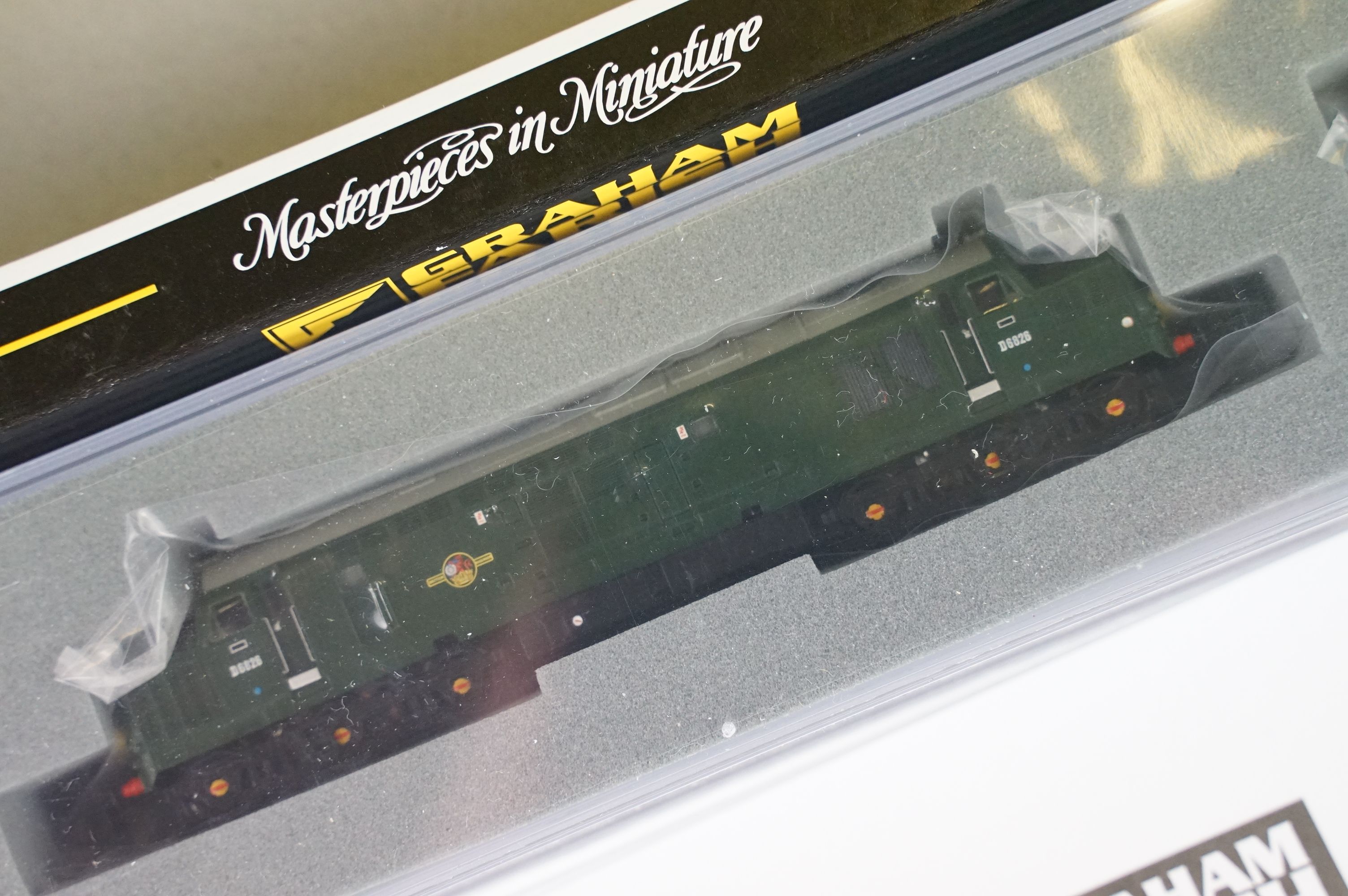 Three cased Graham Farish by Bachmann N gauge locomotives to include 371-350 Class 60 Diesel 60052 - Image 7 of 8