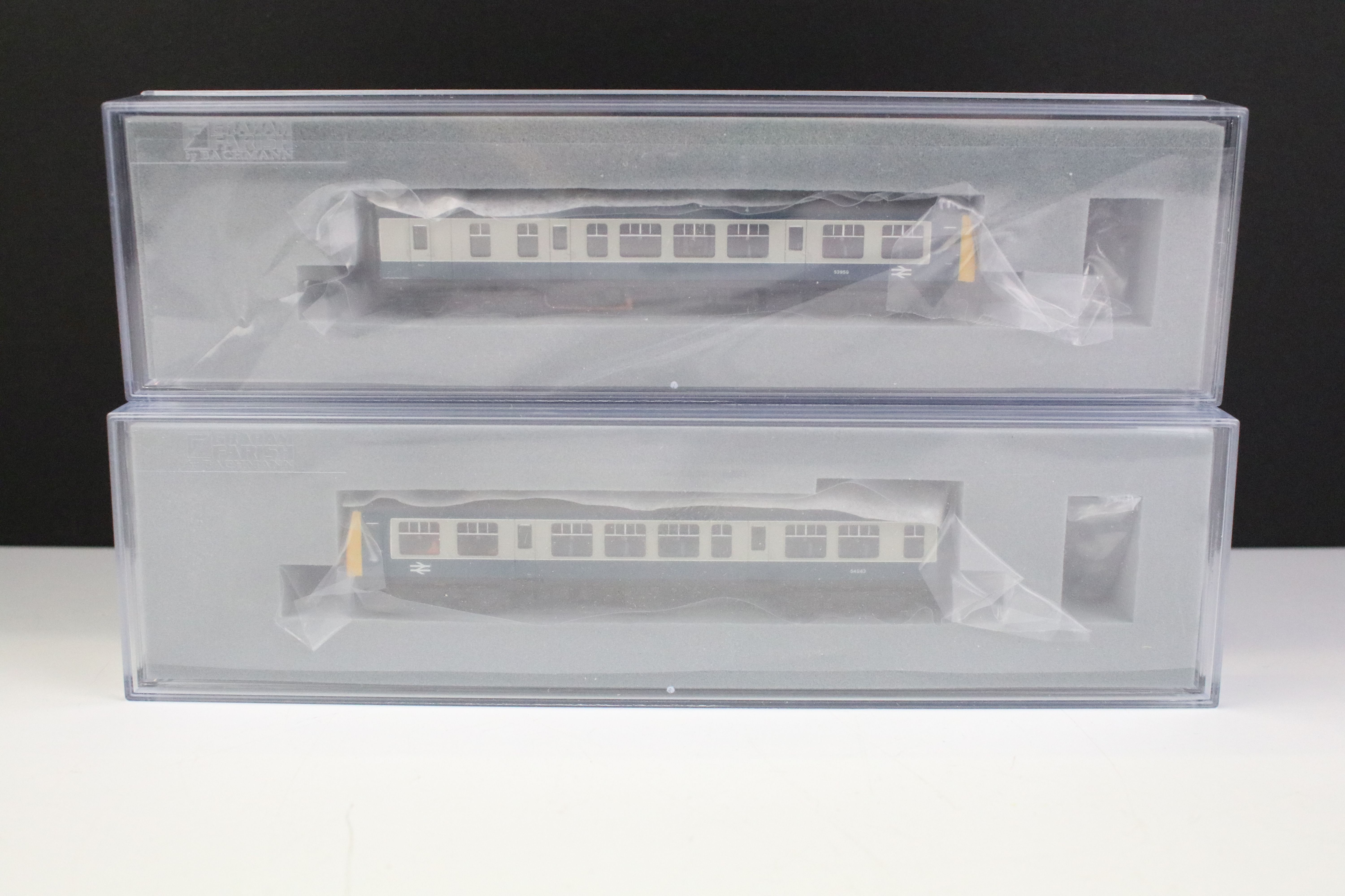 Three cased Graham Farish by Bachmann N gauge DMU sets to include 371-876 Class 108 DMU BR blue - Image 4 of 8