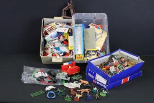 Quantity of toys and games to include 1980s Lego bricks, parts and accessories and Lego minifigures,