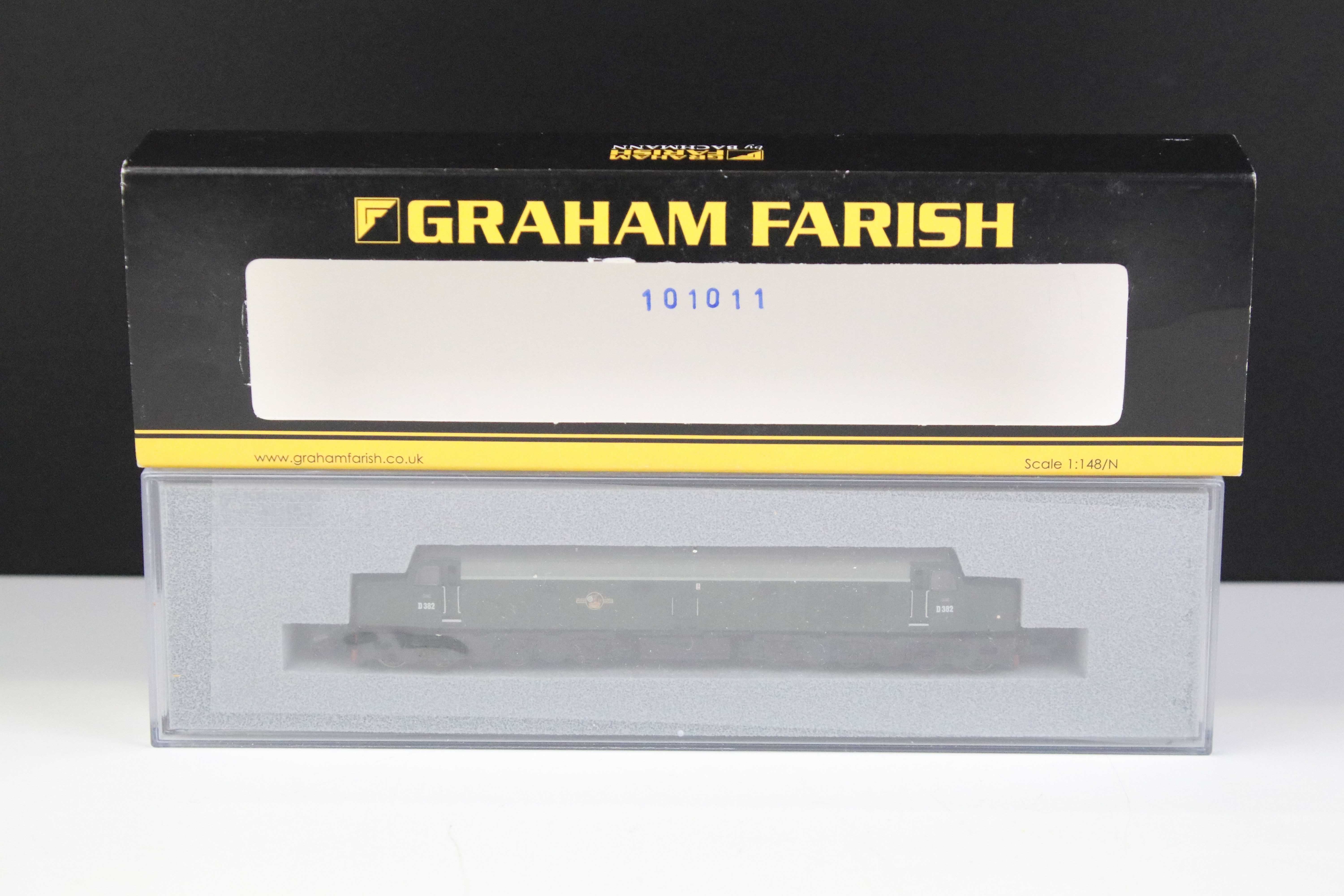 Three cased Graham Farish by Bachmann N gauge locomotives to include 371-178A Class 40 Diesel - Bild 6 aus 8