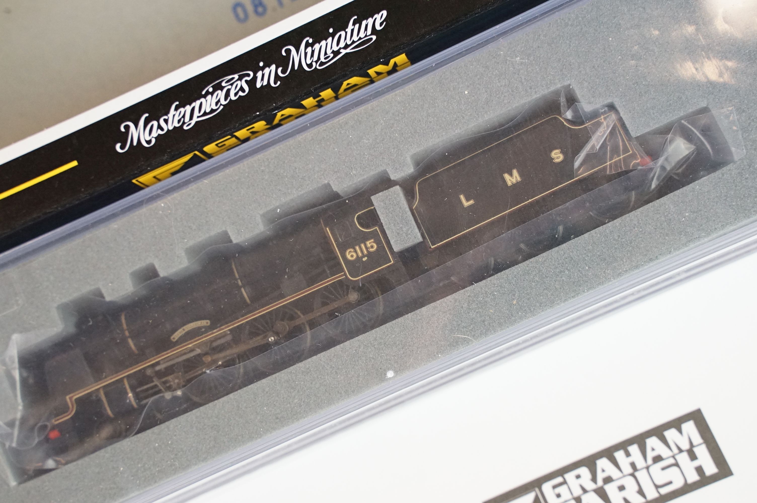 Two cased Graham Farish by Bachmann N gauge locomotives to include 372-576 Royal Scot 46106 Gordon - Bild 5 aus 6