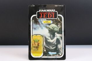 Star Wars - Original carded Kenner Return of the Jedi Yoda The Jedi Master figure, punched, 77 back,