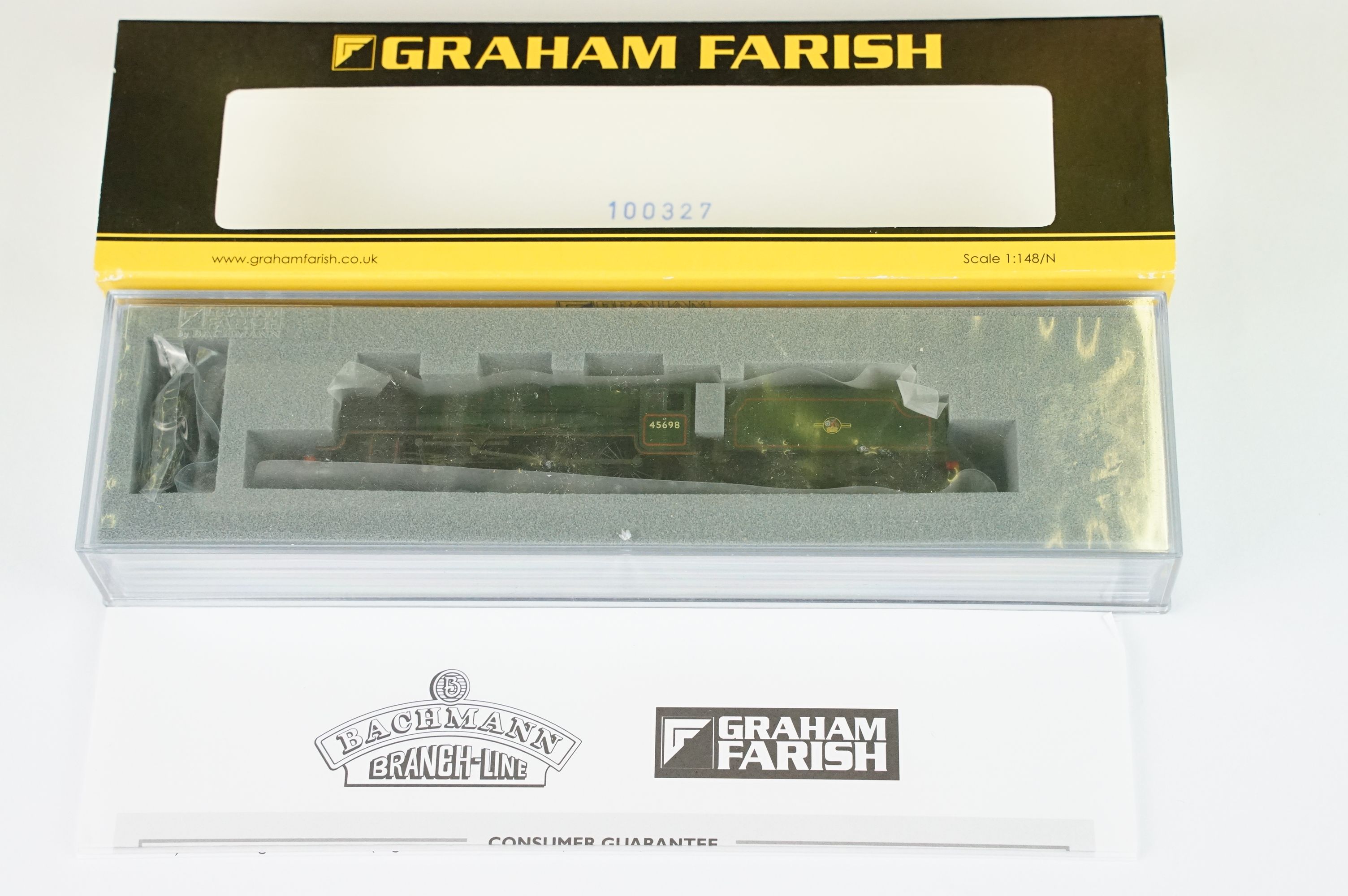 Three cased Graham Farish by Bachmann N gauge locomotives to include 372-137 Black 5 45110 BR - Bild 2 aus 8