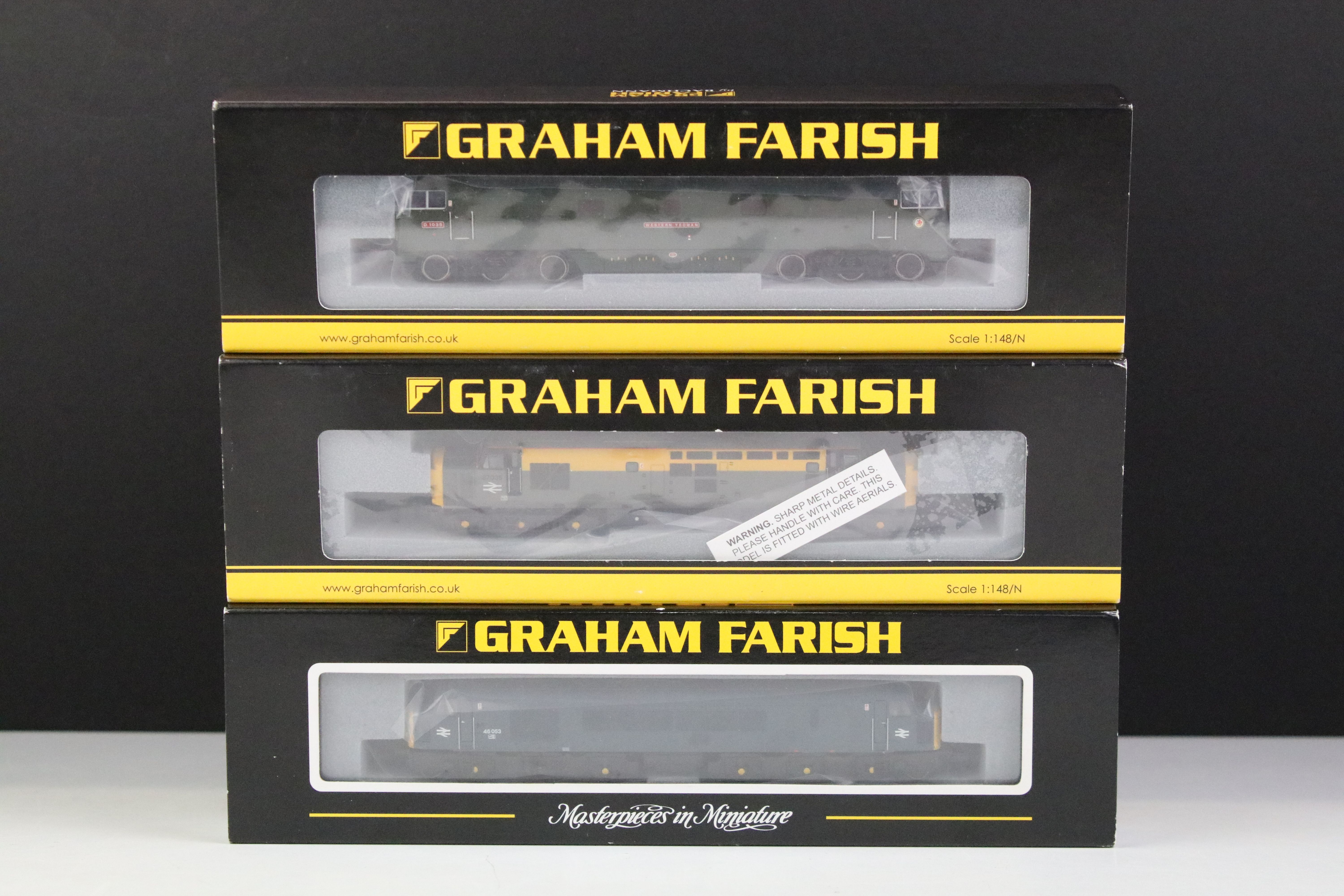 Three cased Graham Farish by Bachmann N gauge locomotives to include 371-586 Class 46 Diesel 46053