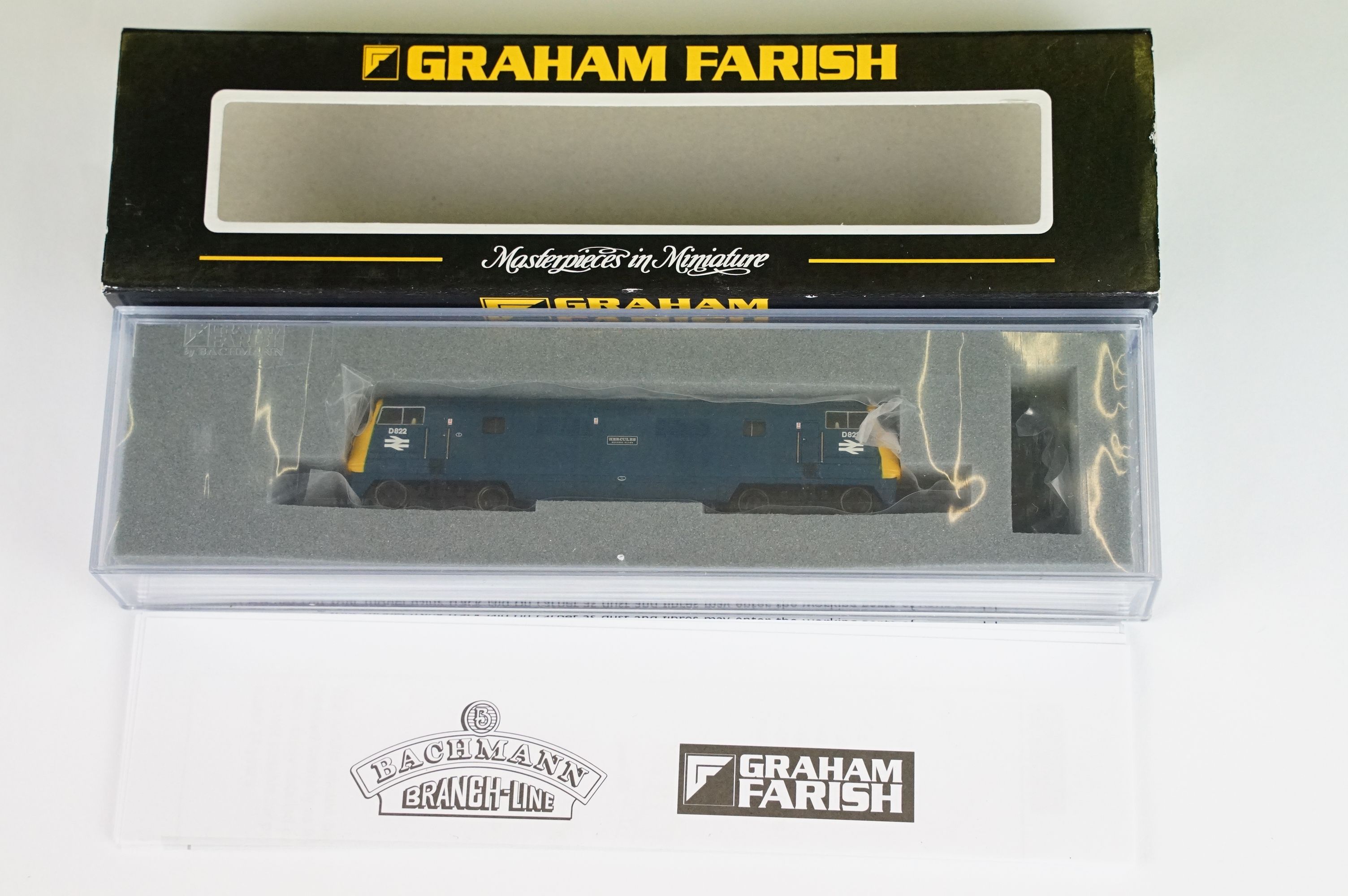 Three cased Graham Farish by Bachmann N gauge locomotives to include 371-601 Class 42 Diesel D822 - Image 2 of 8