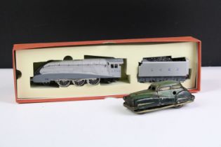 Hornby OO gauge Silver Link 2509 LNER 4-6-2 locomotive with tender contained within drawer box