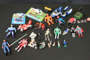 Collection of 80s / 90s action figures & toys to include 3 x Masters Of The Universe figures (