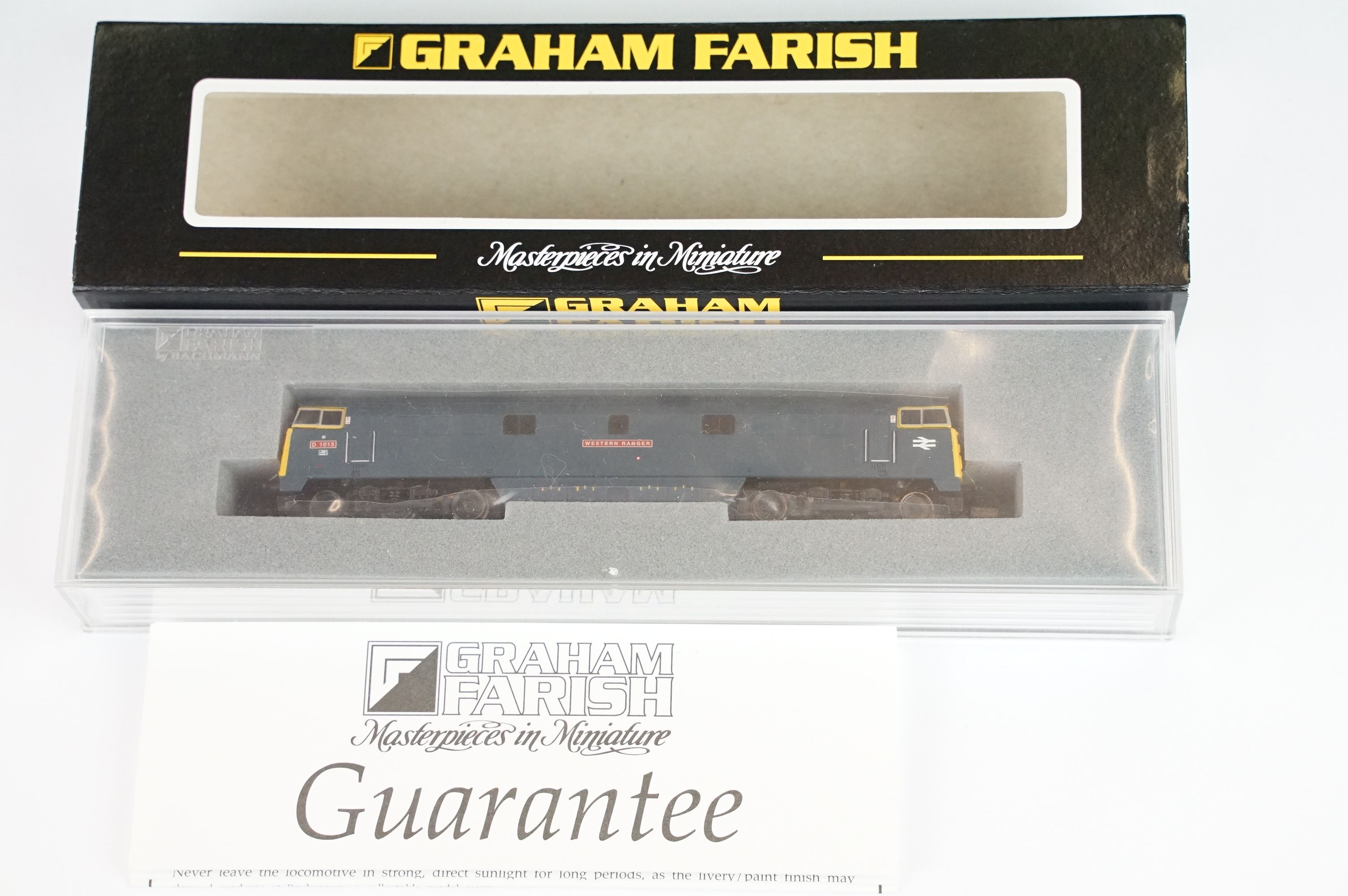 Three cased Graham Farish by Bachmann N gauge locomotives to include 371-402 Class 52 BR blue - Bild 4 aus 8